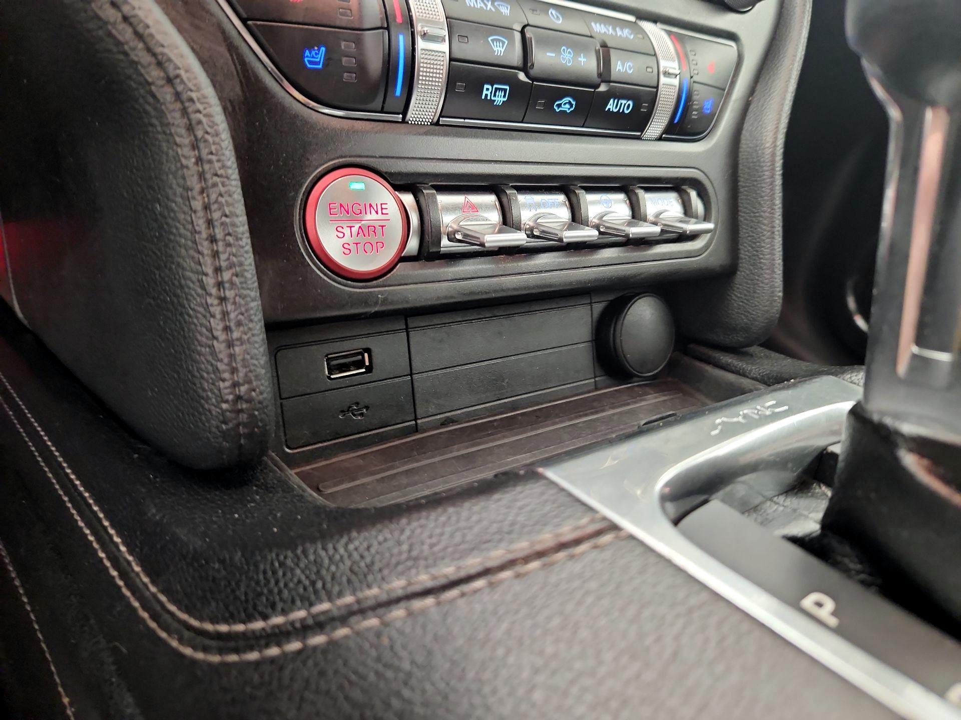 Thumbnail: 2019 Ford Mustang - 19