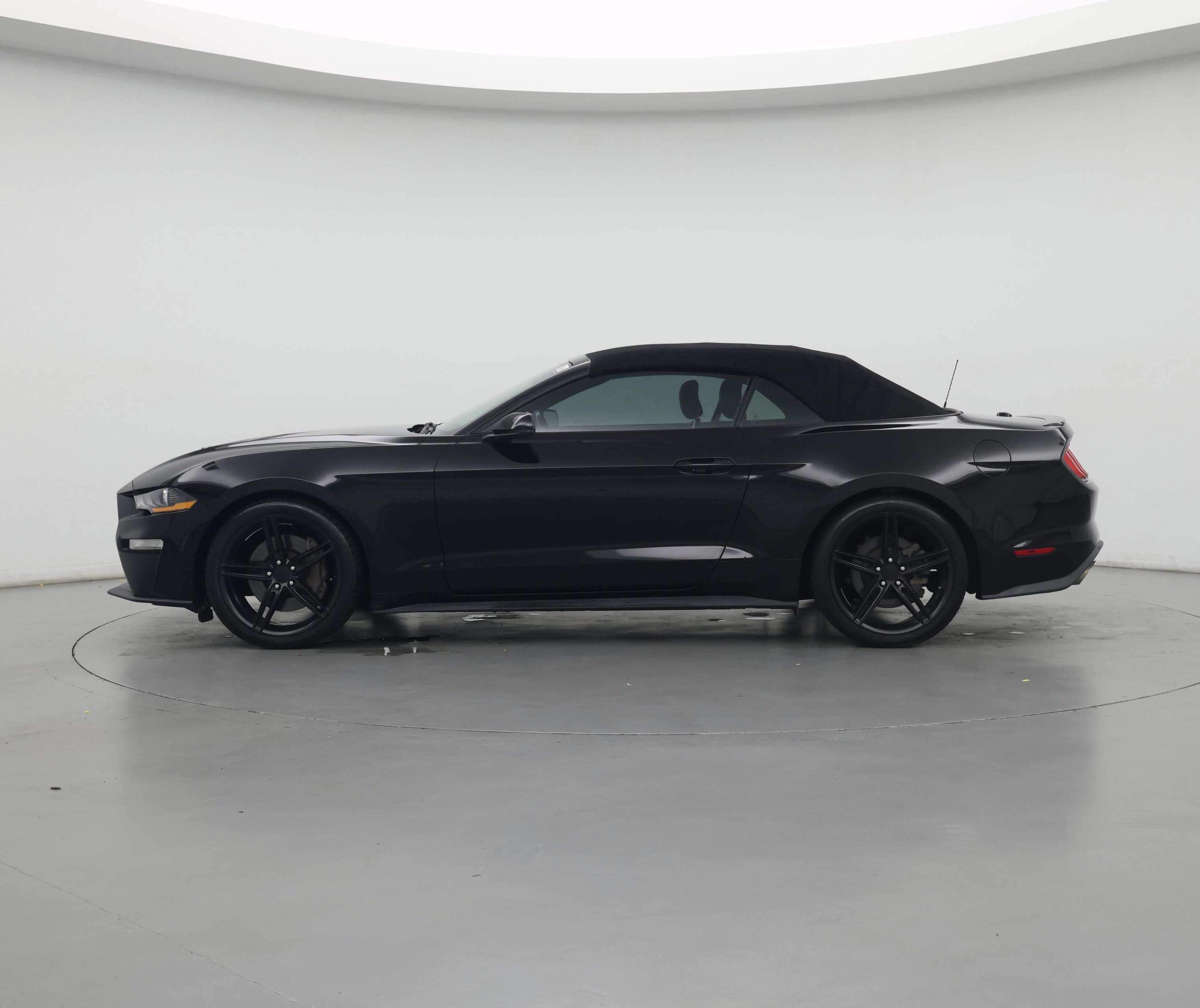 Thumbnail: 2019 Ford Mustang - 3