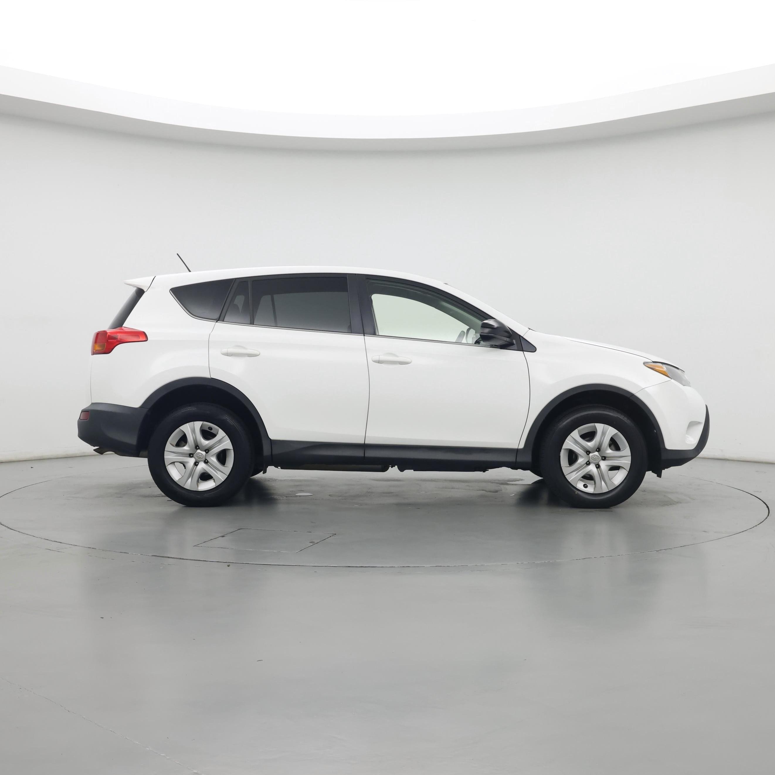 Thumbnail: 2015 Toyota RAV4 - 7
