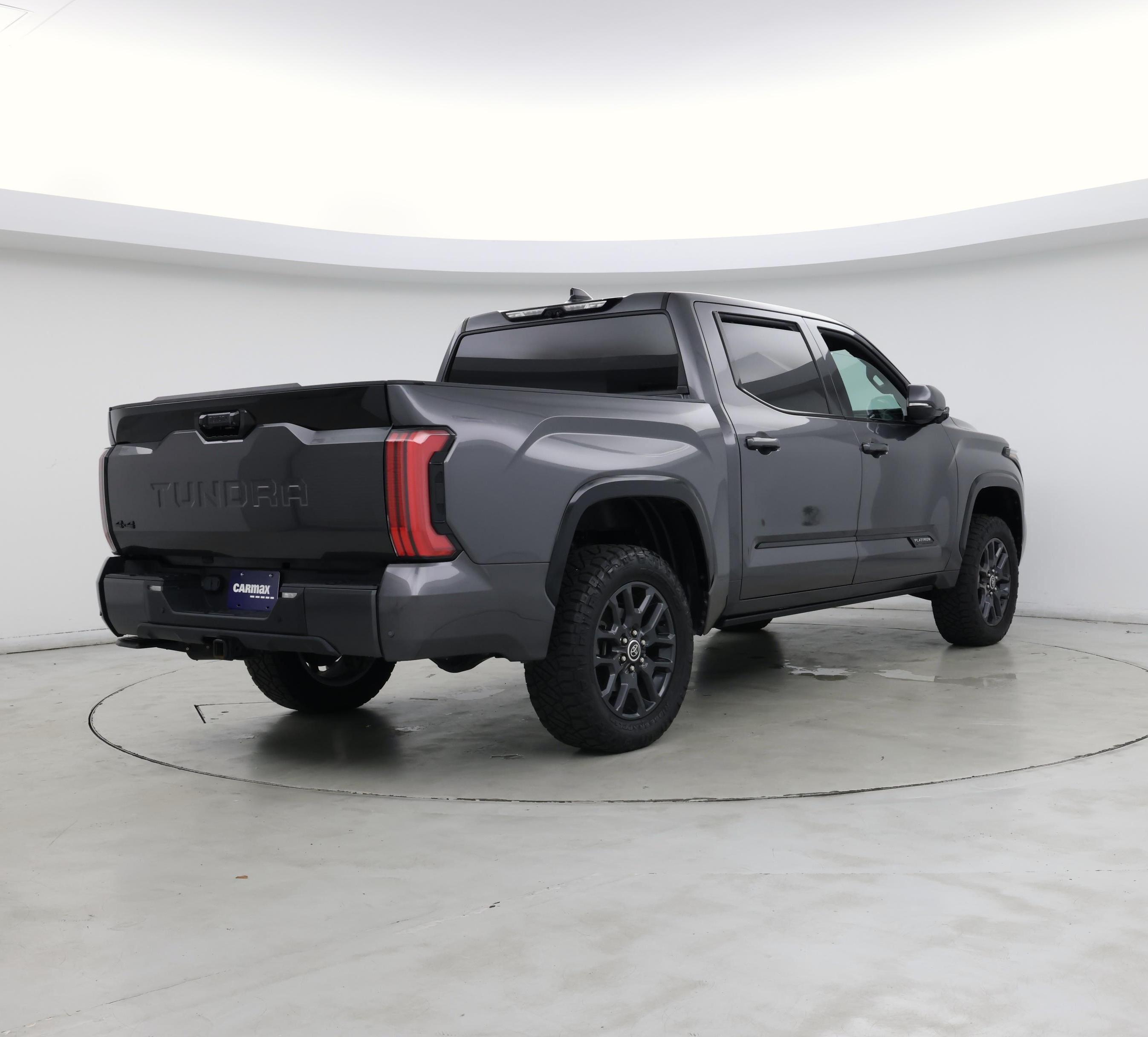 Thumbnail: 2022 Toyota Tundra - 8