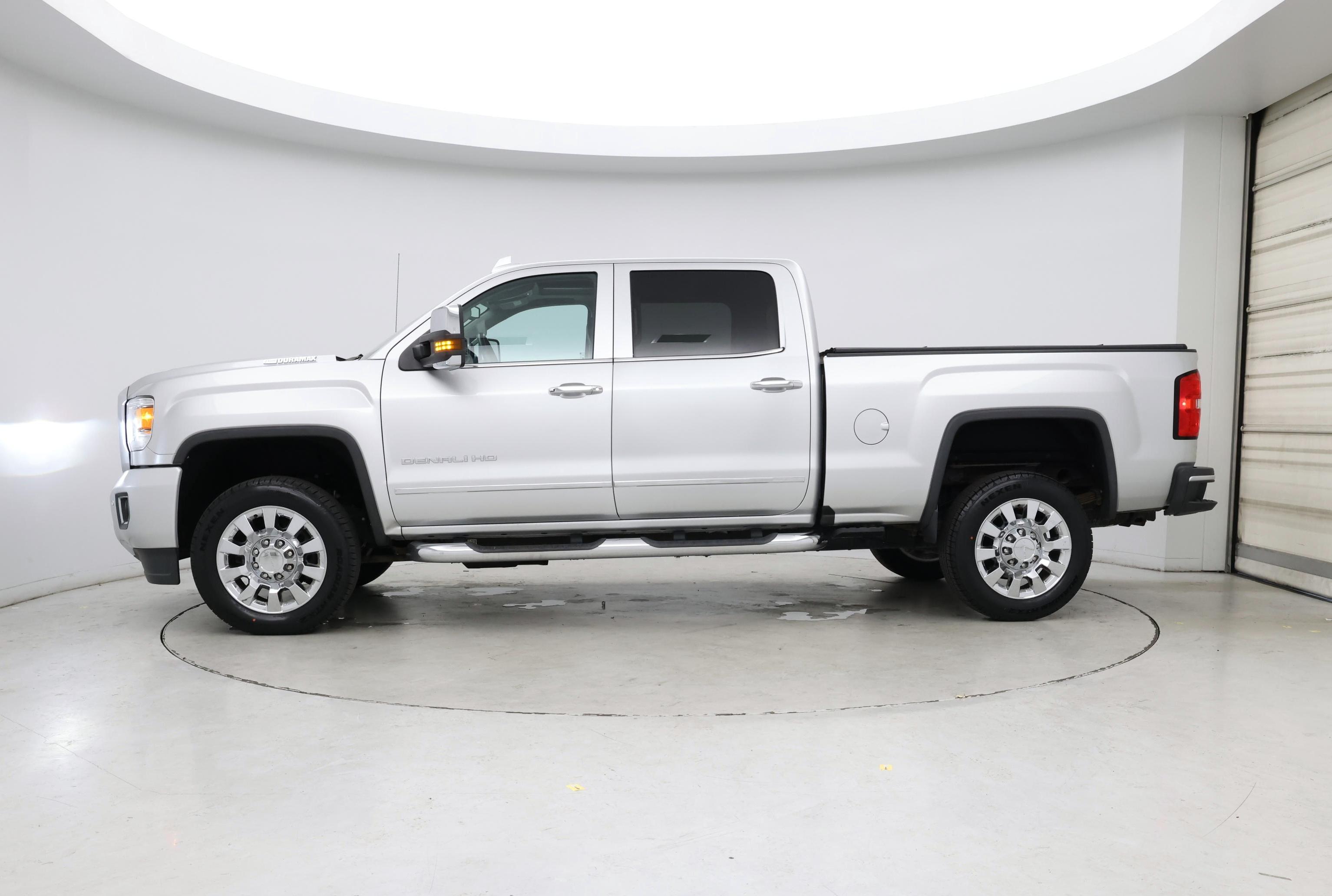 Thumbnail: 2018 GMC Sierra 2500 - 3