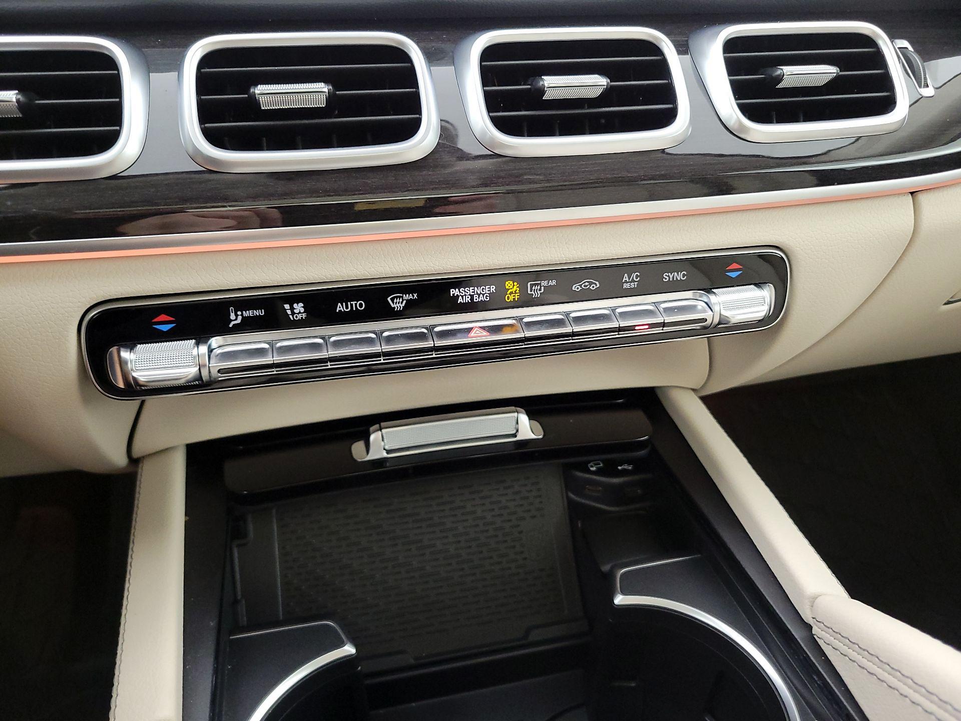 Thumbnail: 2020 Mercedes-Benz GLE - 17