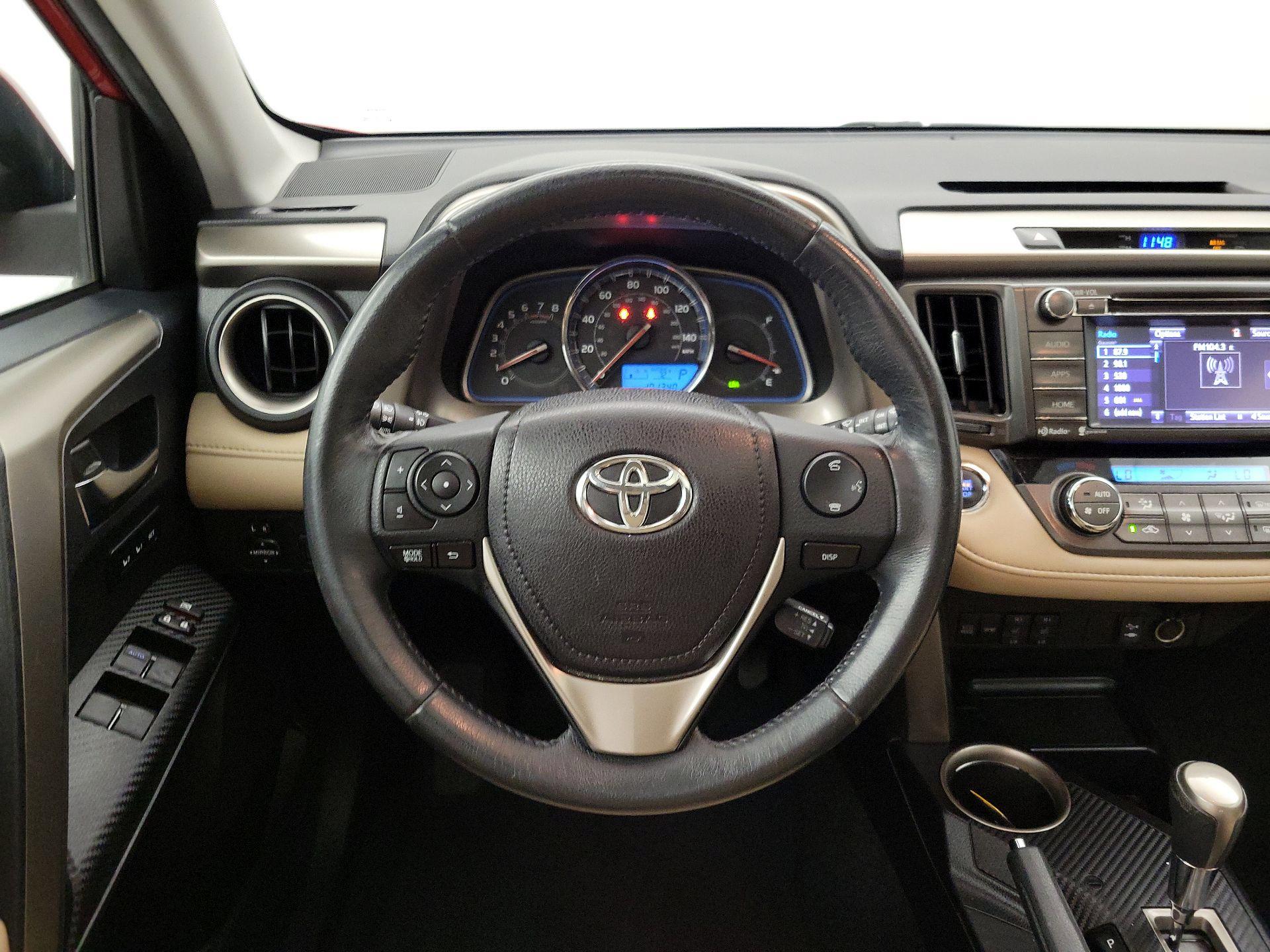 Thumbnail: 2014 Toyota RAV4 - 10