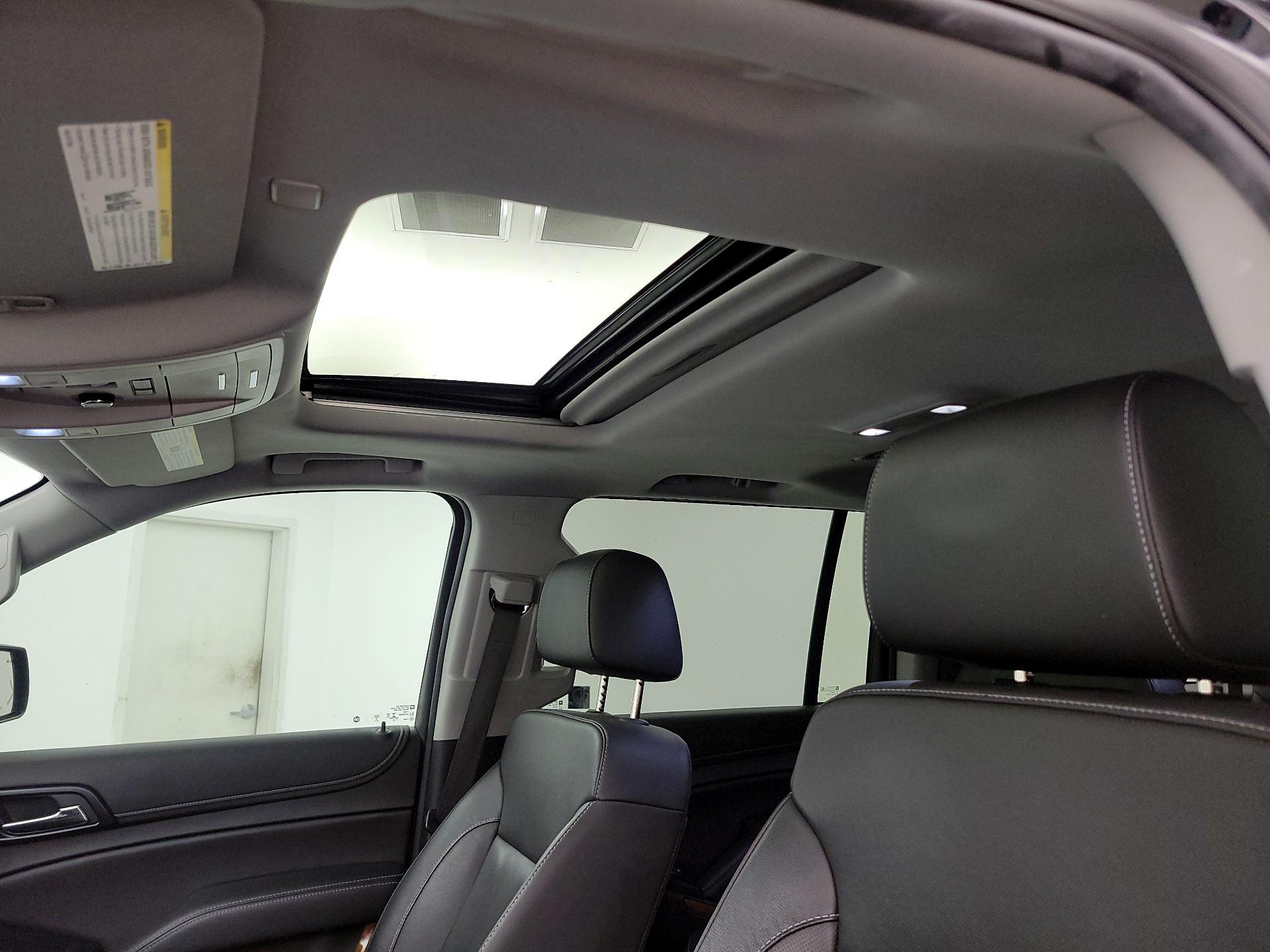 Thumbnail: 2020 Chevrolet Suburban - 18