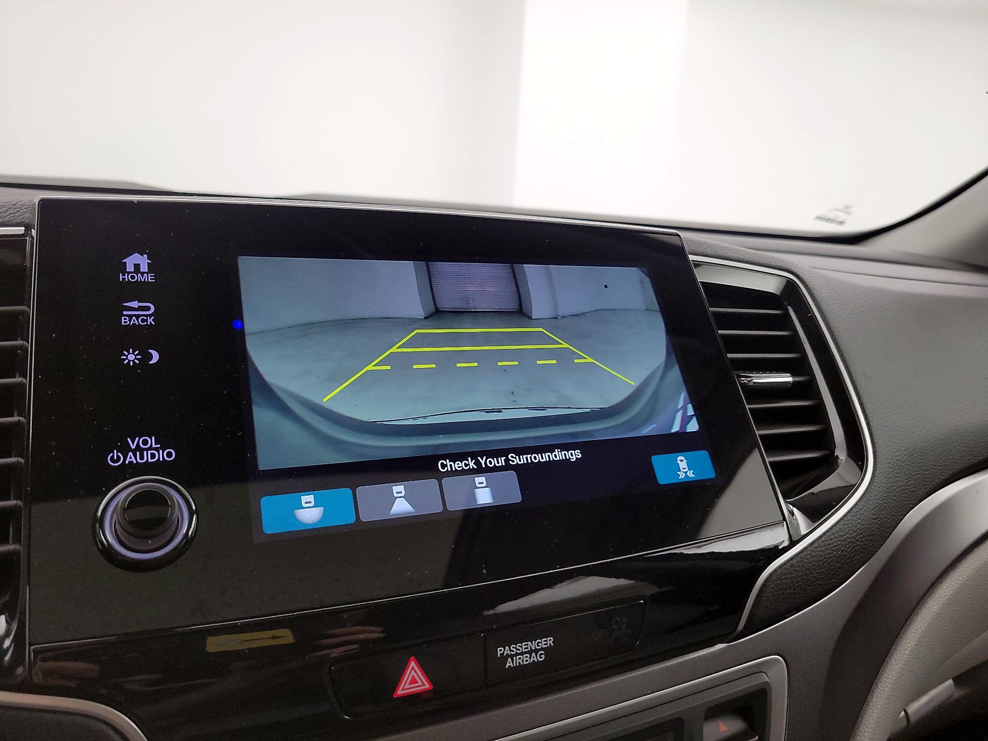 Thumbnail: 2020 Honda Pilot - 14