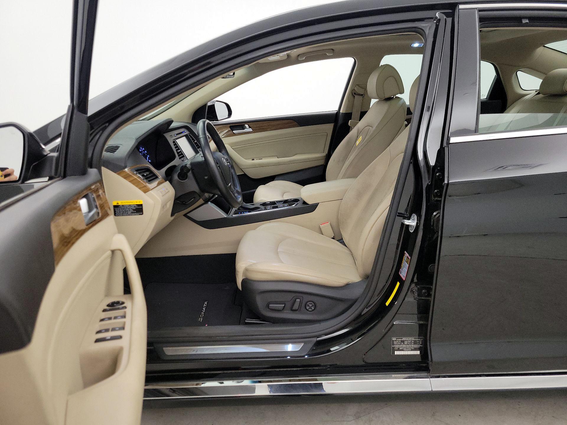 Thumbnail: 2015 Hyundai Sonata - 11
