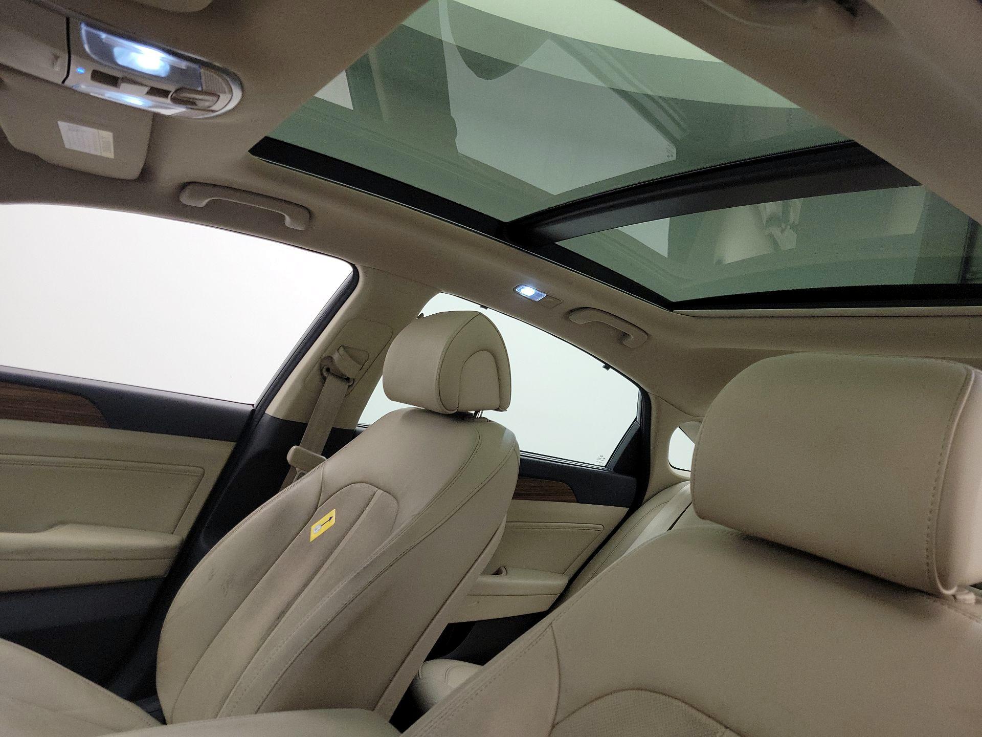 Thumbnail: 2015 Hyundai Sonata - 19