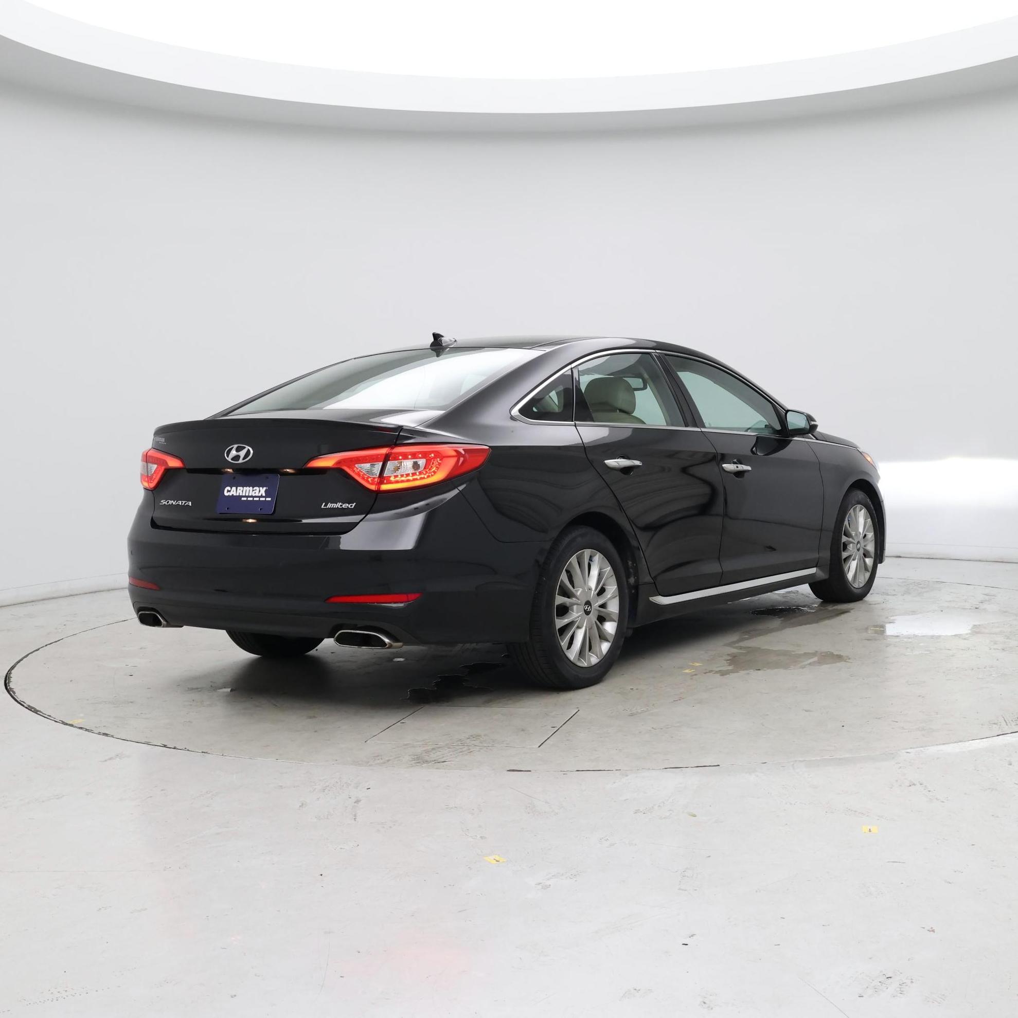 Thumbnail: 2015 Hyundai Sonata - 8
