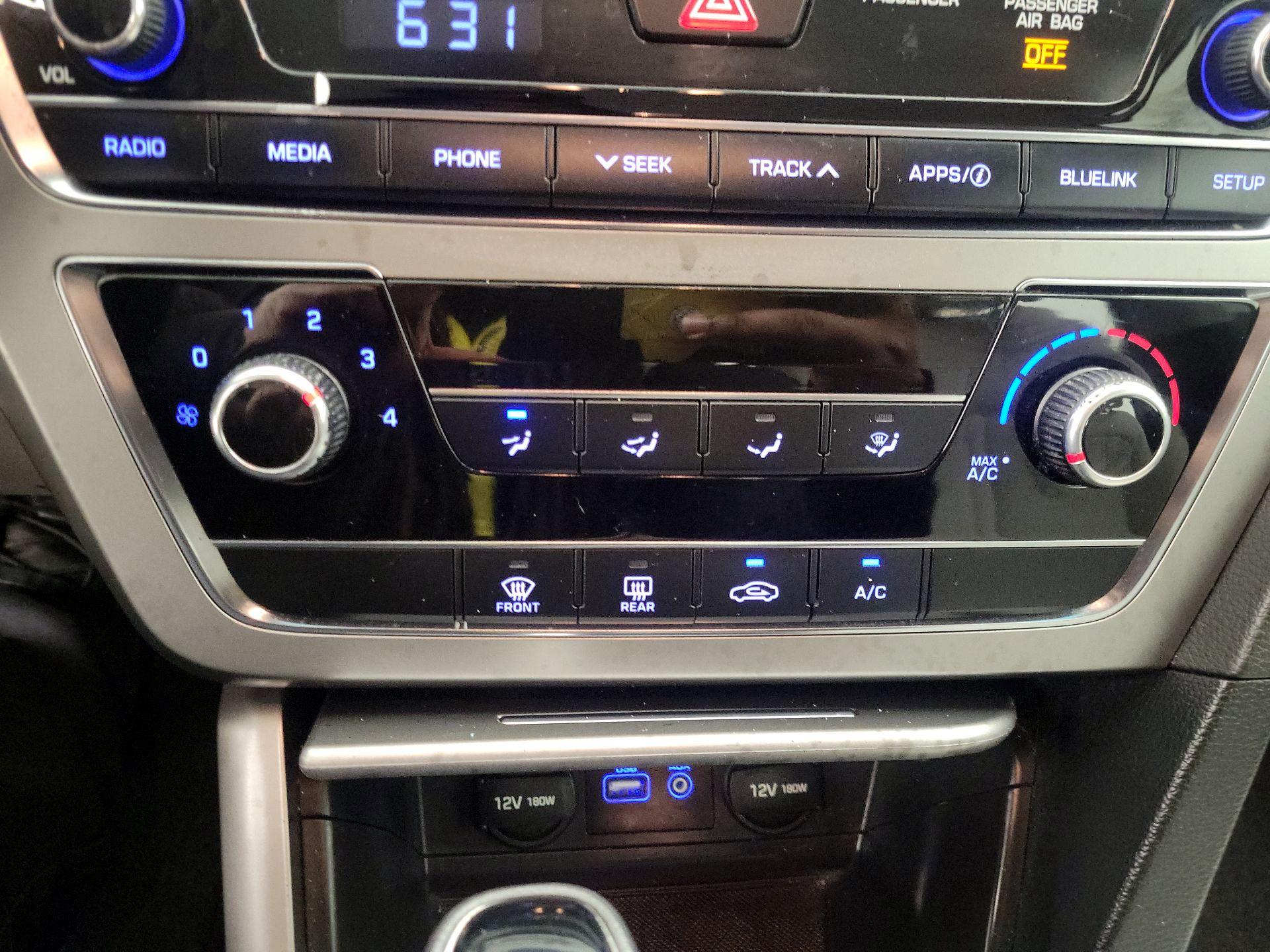 Thumbnail: 2016 Hyundai Sonata - 16