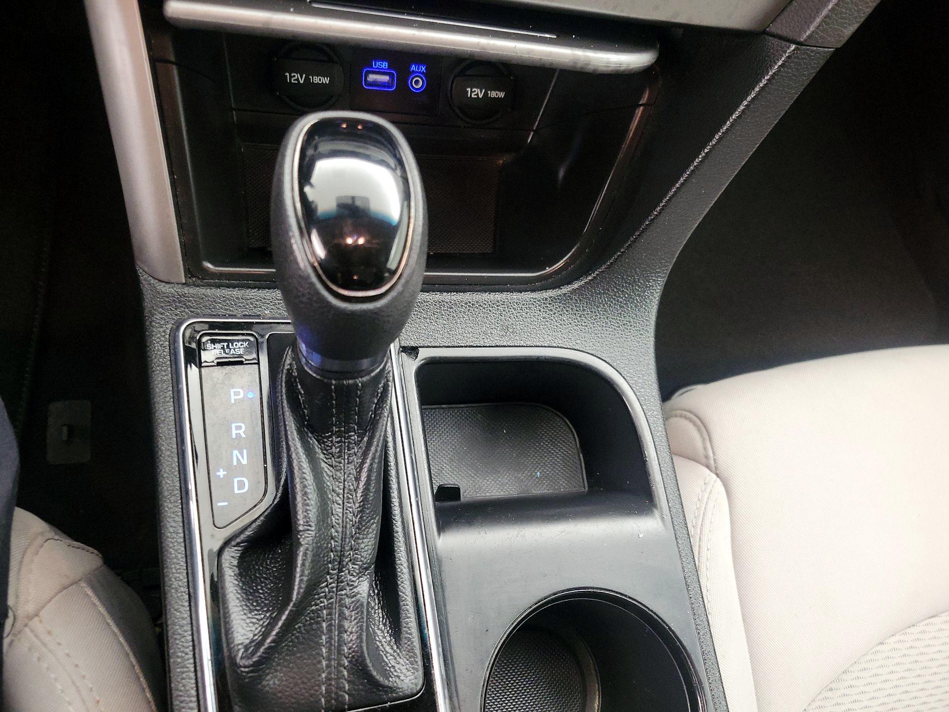 Thumbnail: 2016 Hyundai Sonata - 17