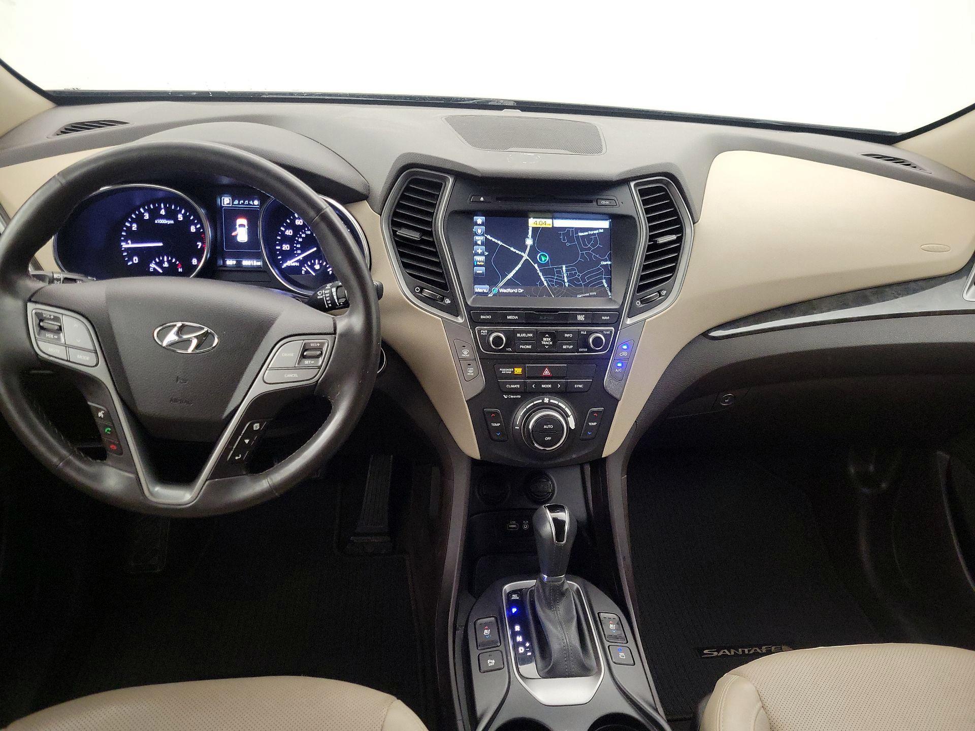 Thumbnail: 2017 Hyundai Santa Fe - 9