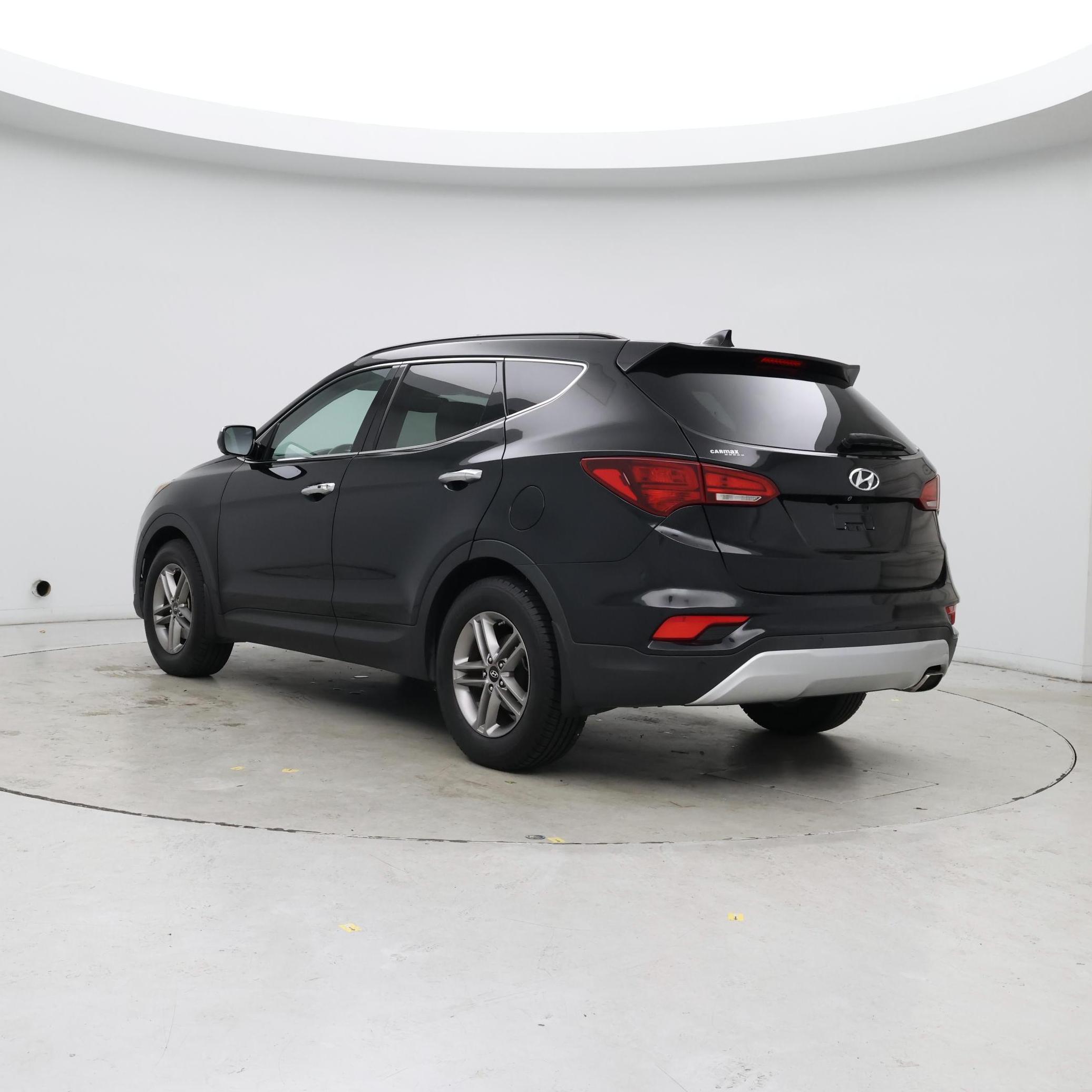 Thumbnail: 2017 Hyundai Santa Fe - 2