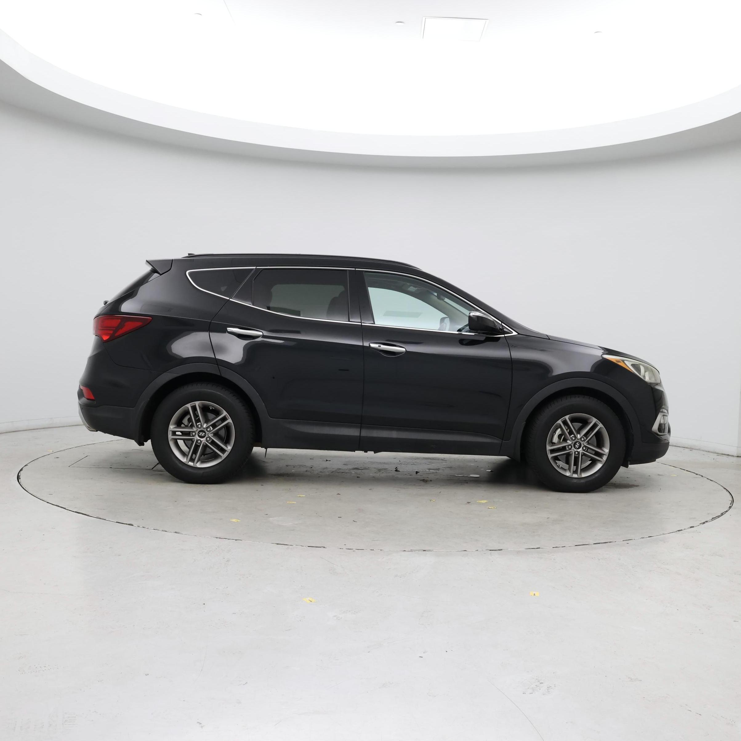 Thumbnail: 2017 Hyundai Santa Fe - 7
