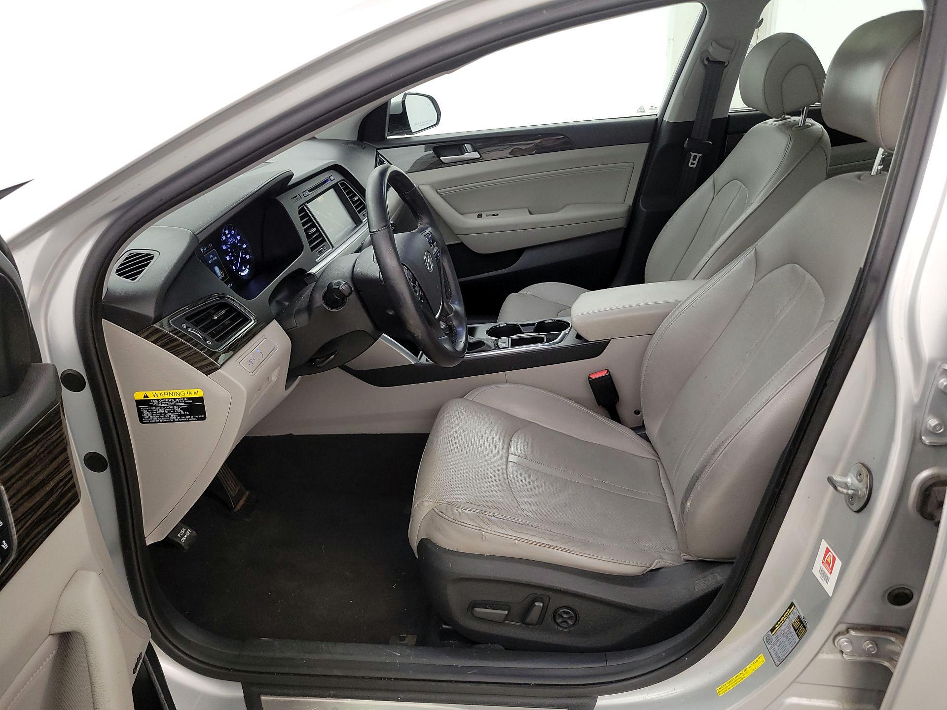 Thumbnail: 2016 Hyundai Sonata - 9