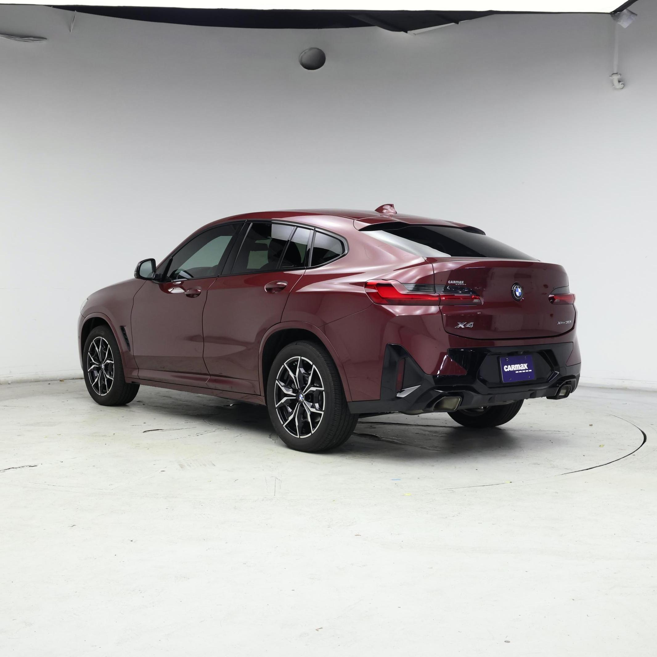 Thumbnail: 2023 BMW X4 - 2