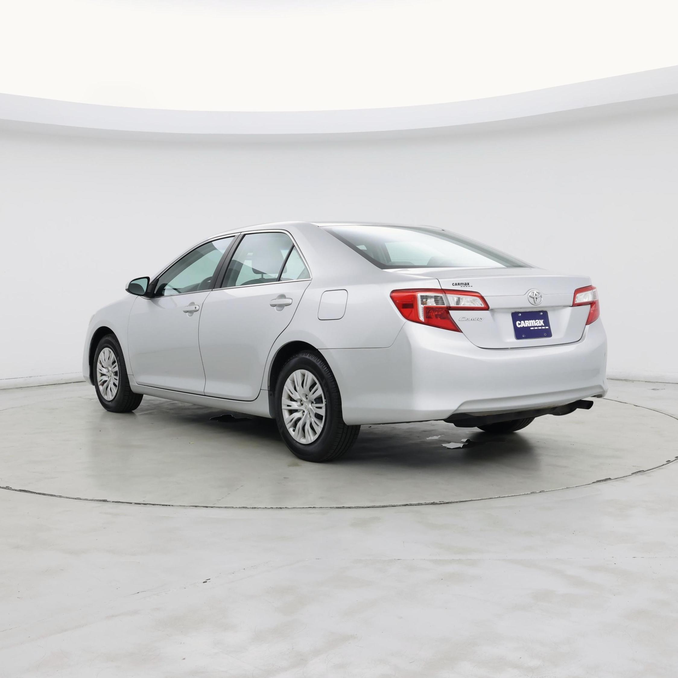Thumbnail: 2014 Toyota Camry - 2