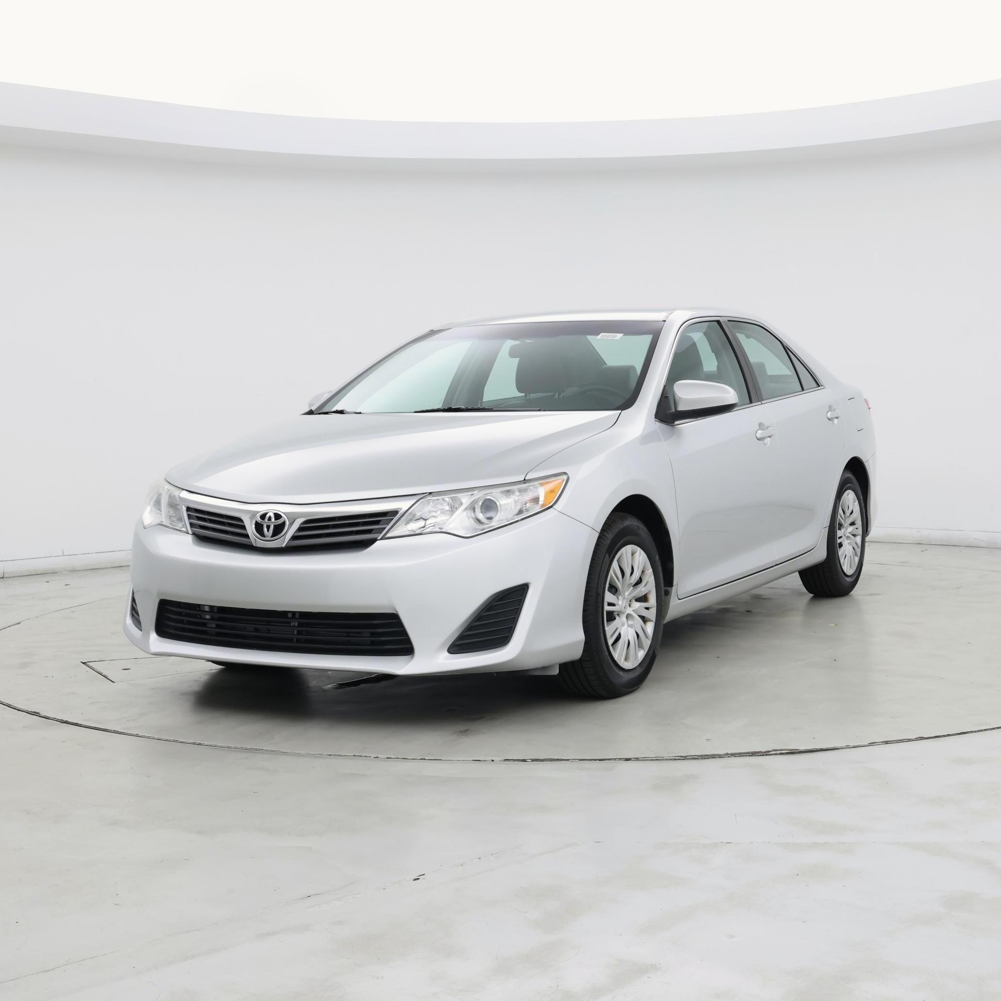 Thumbnail: 2014 Toyota Camry - 4