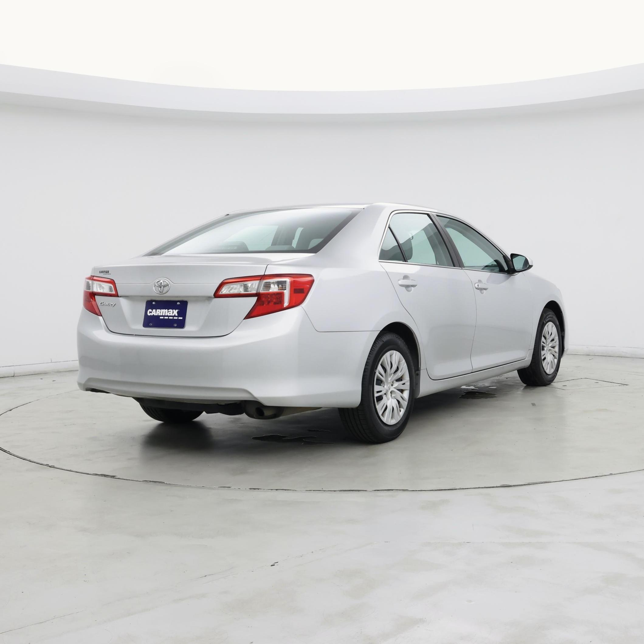 Thumbnail: 2014 Toyota Camry - 8