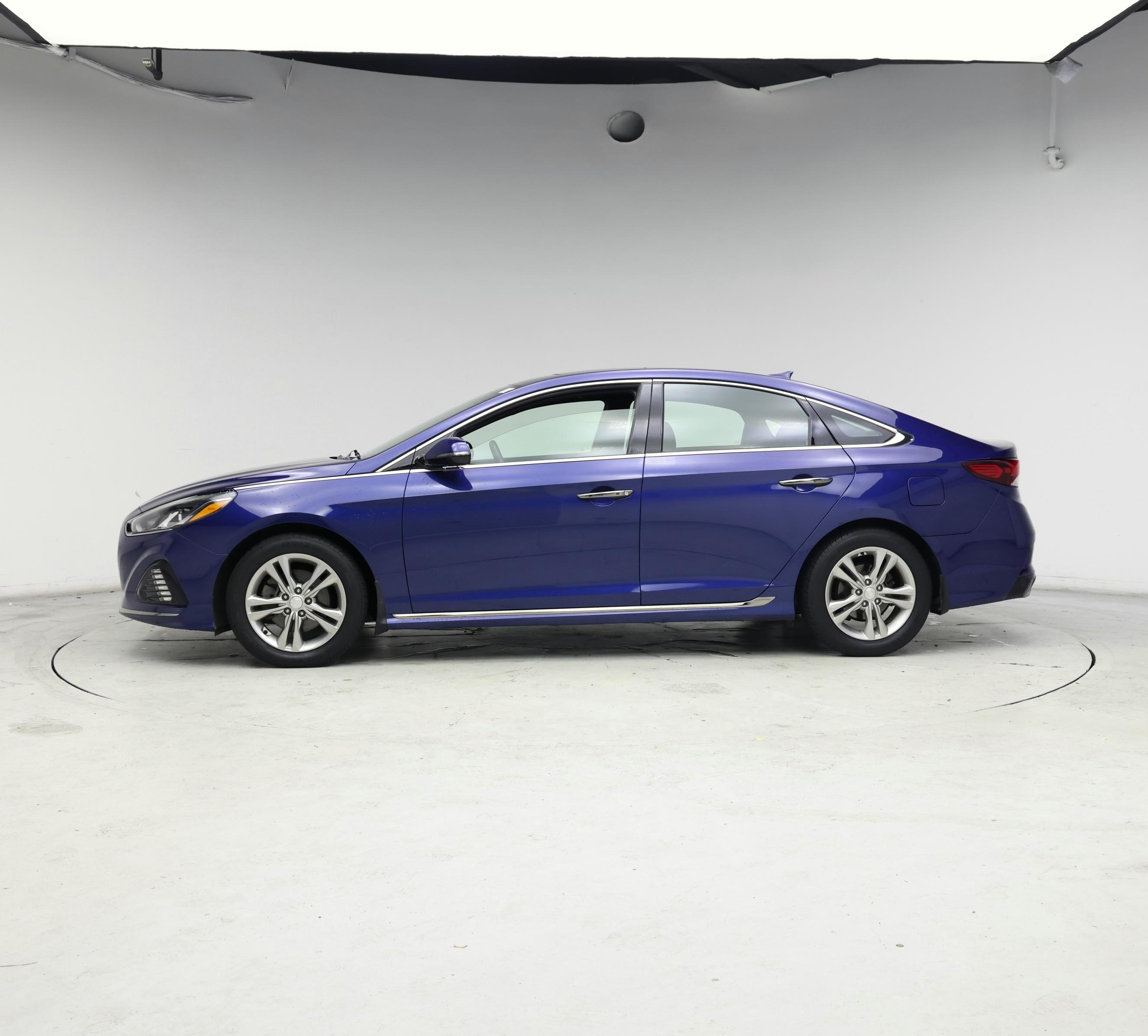 Thumbnail: 2018 Hyundai Sonata - 3