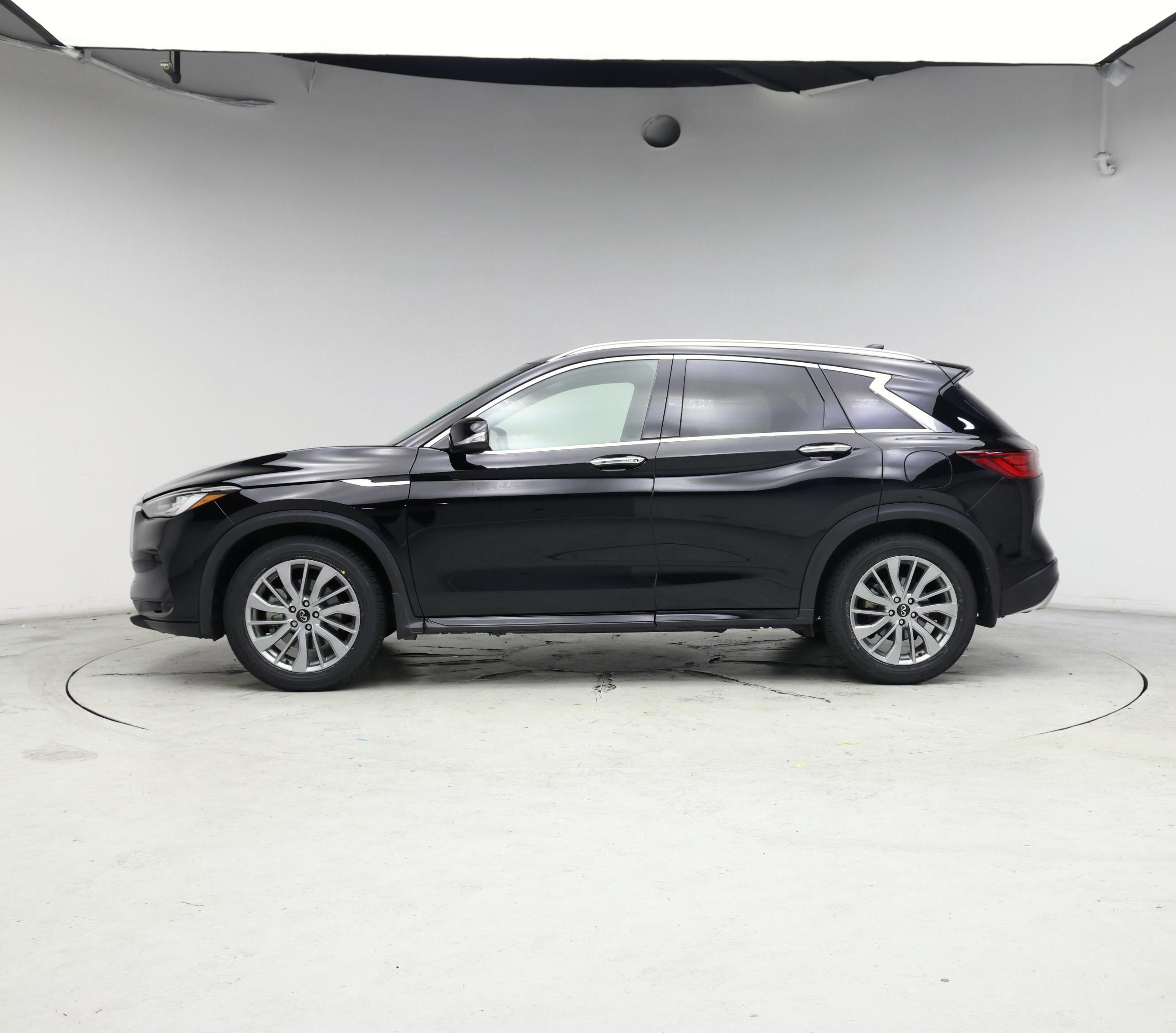 Thumbnail: 2023 INFINITI QX50 - 3