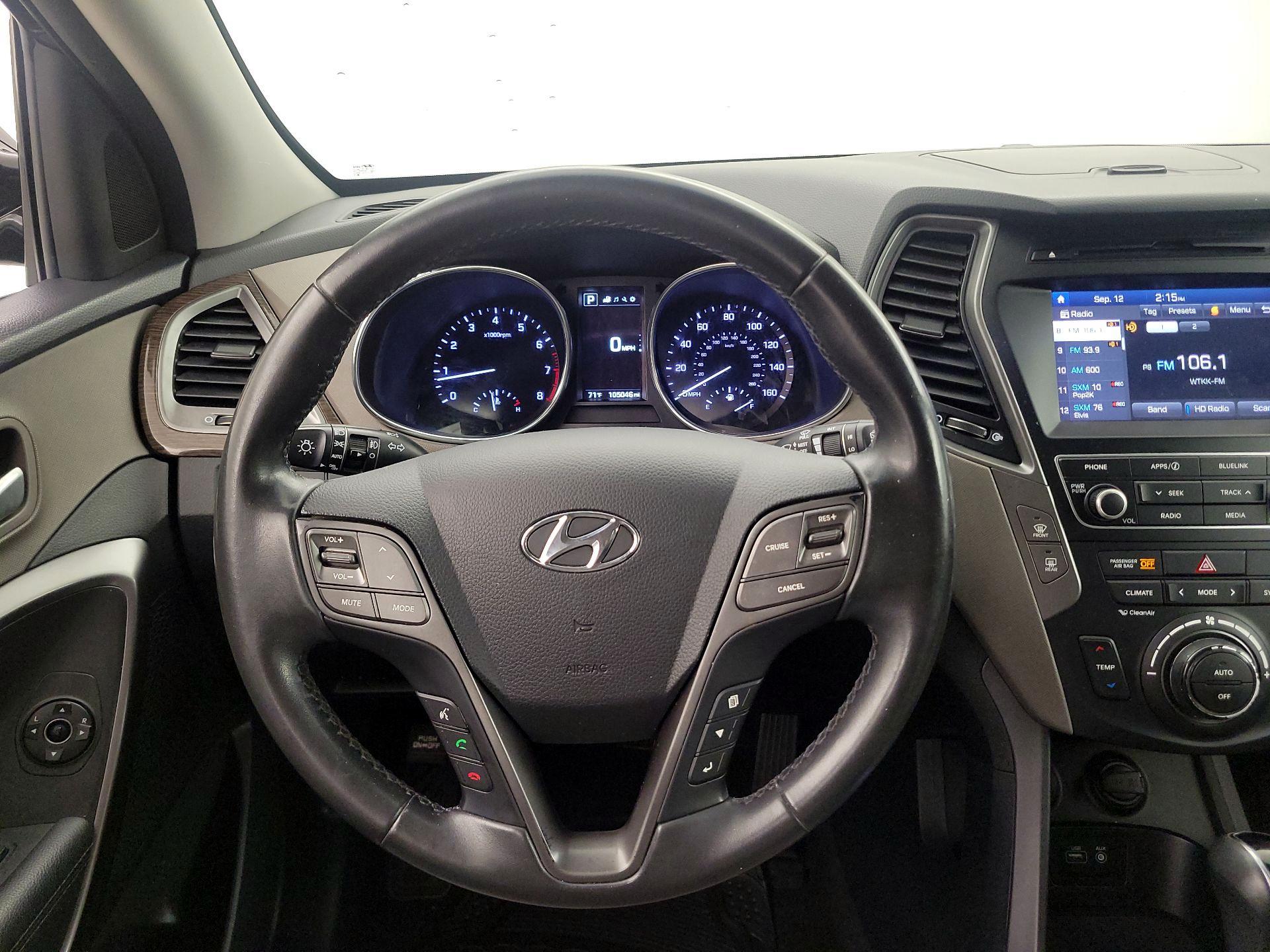 Thumbnail: 2017 Hyundai Santa Fe - 10