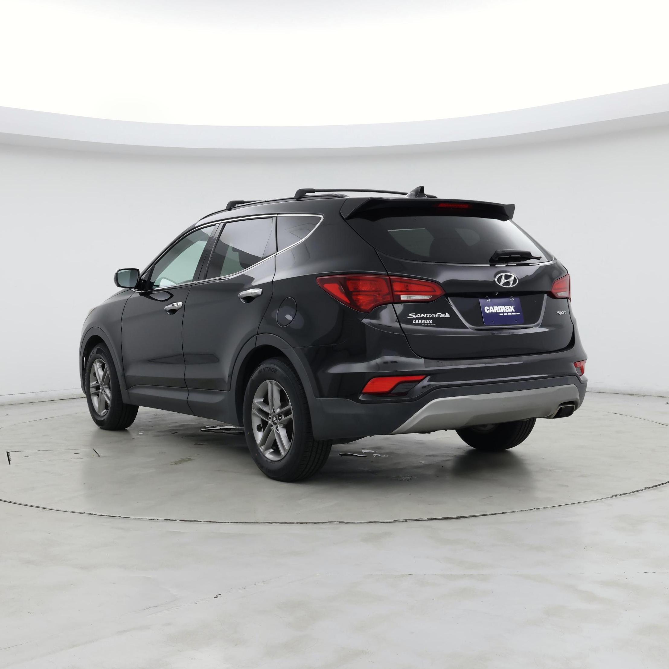 Thumbnail: 2017 Hyundai Santa Fe - 2