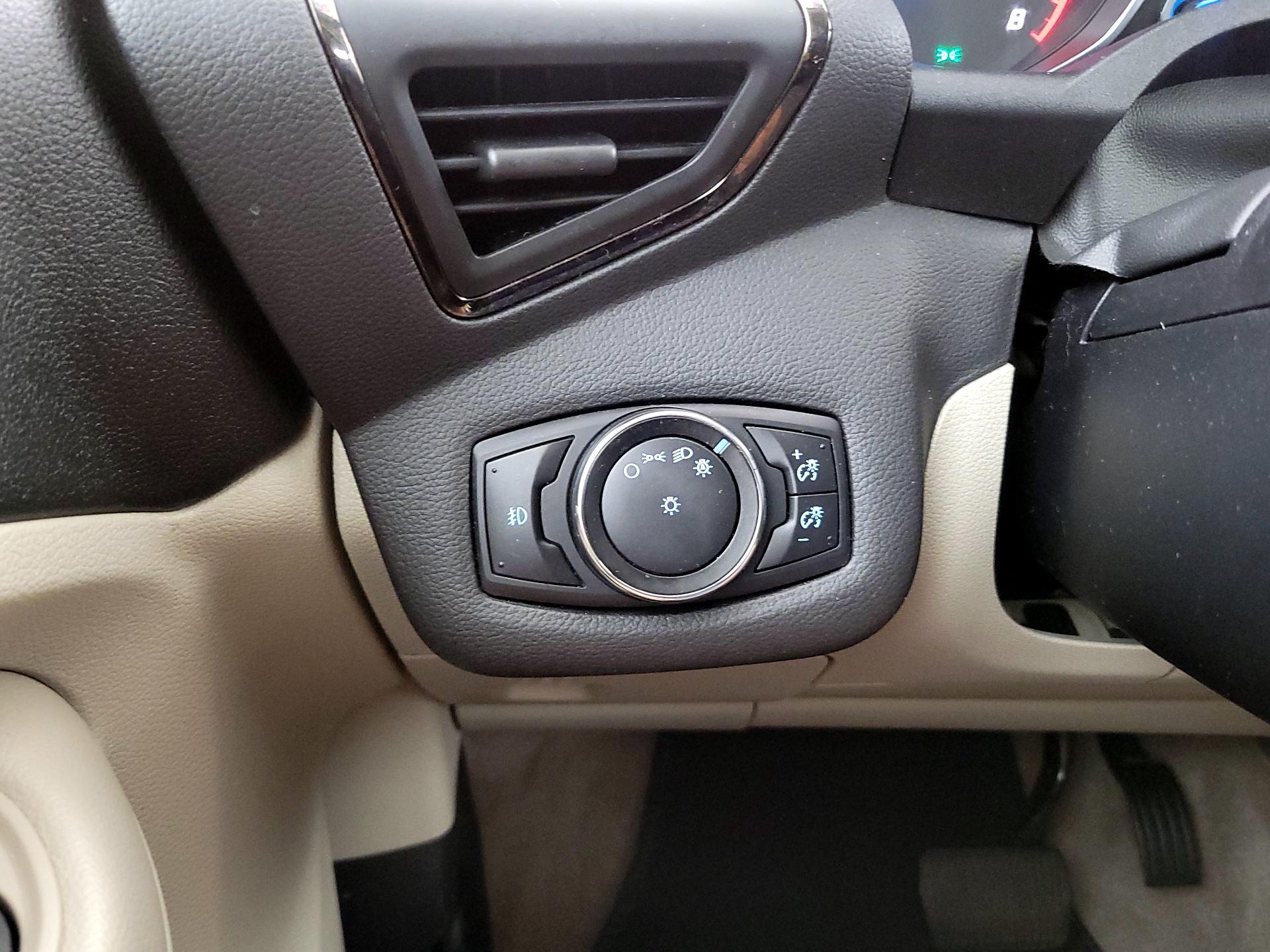 Thumbnail: 2014 Ford Escape - 13