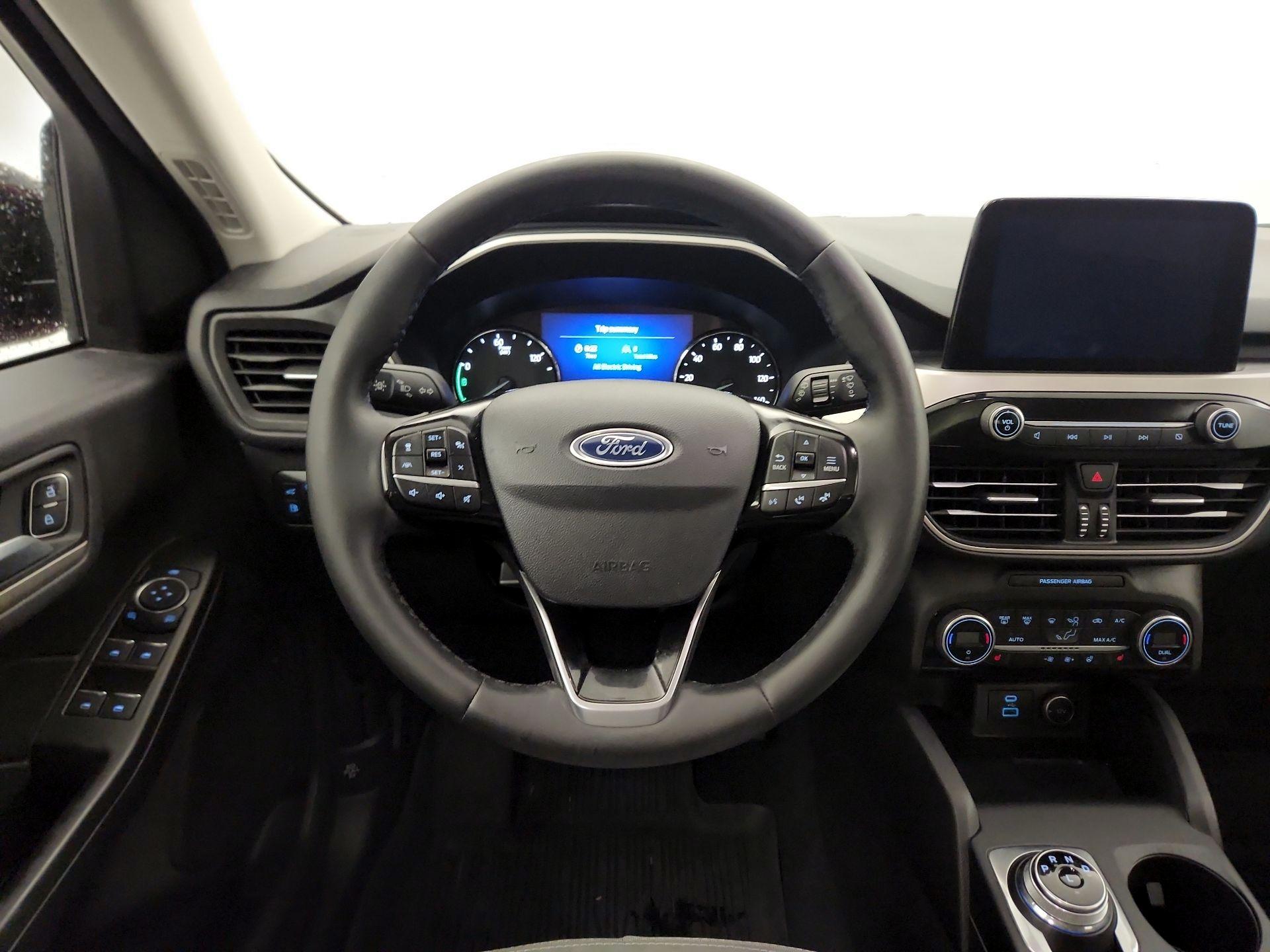 Thumbnail: 2021 Ford Escape - 10