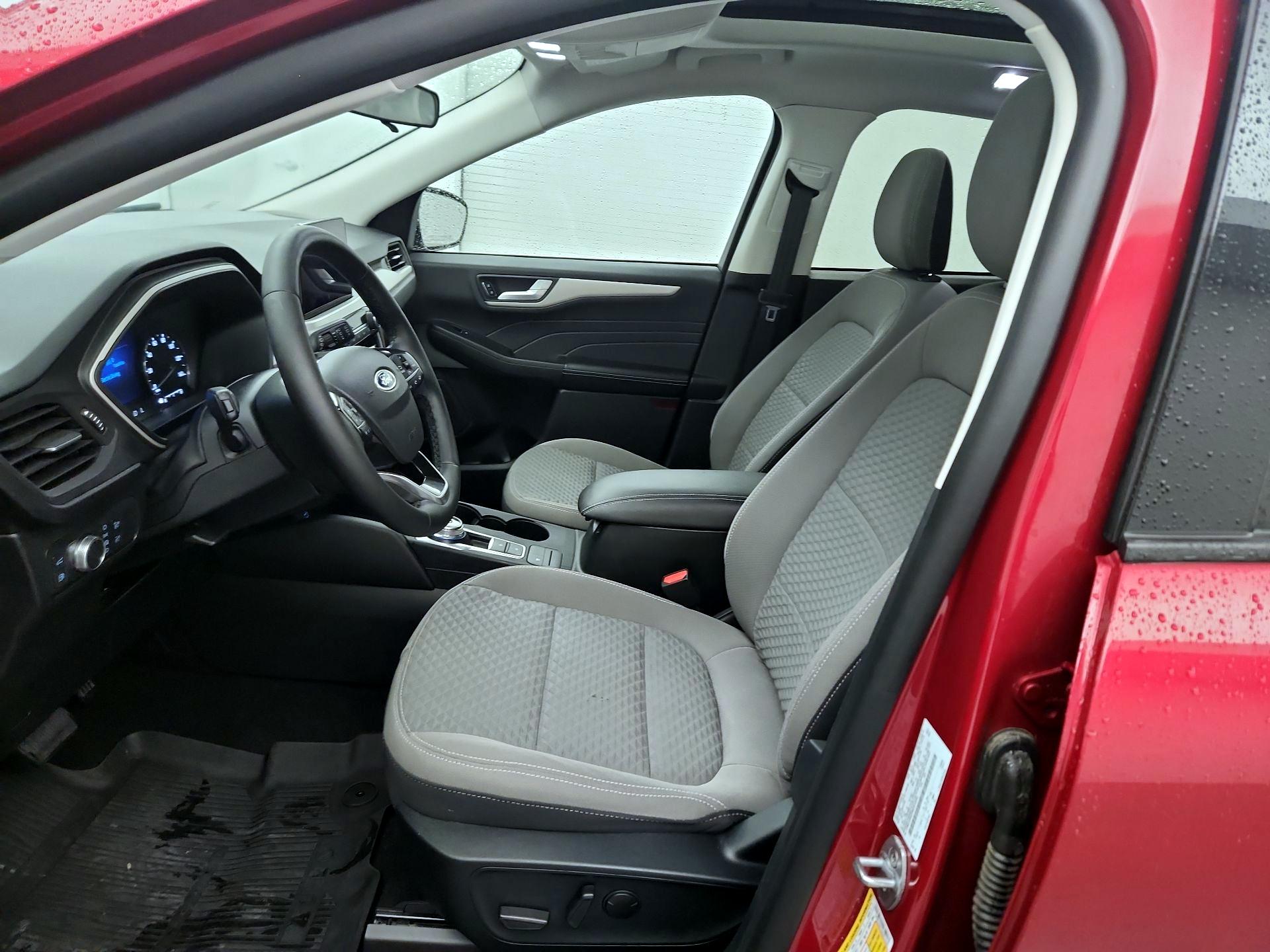 Thumbnail: 2021 Ford Escape - 11