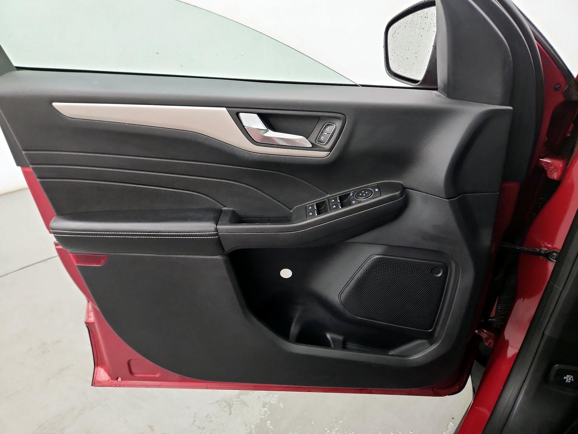 Thumbnail: 2021 Ford Escape - 12