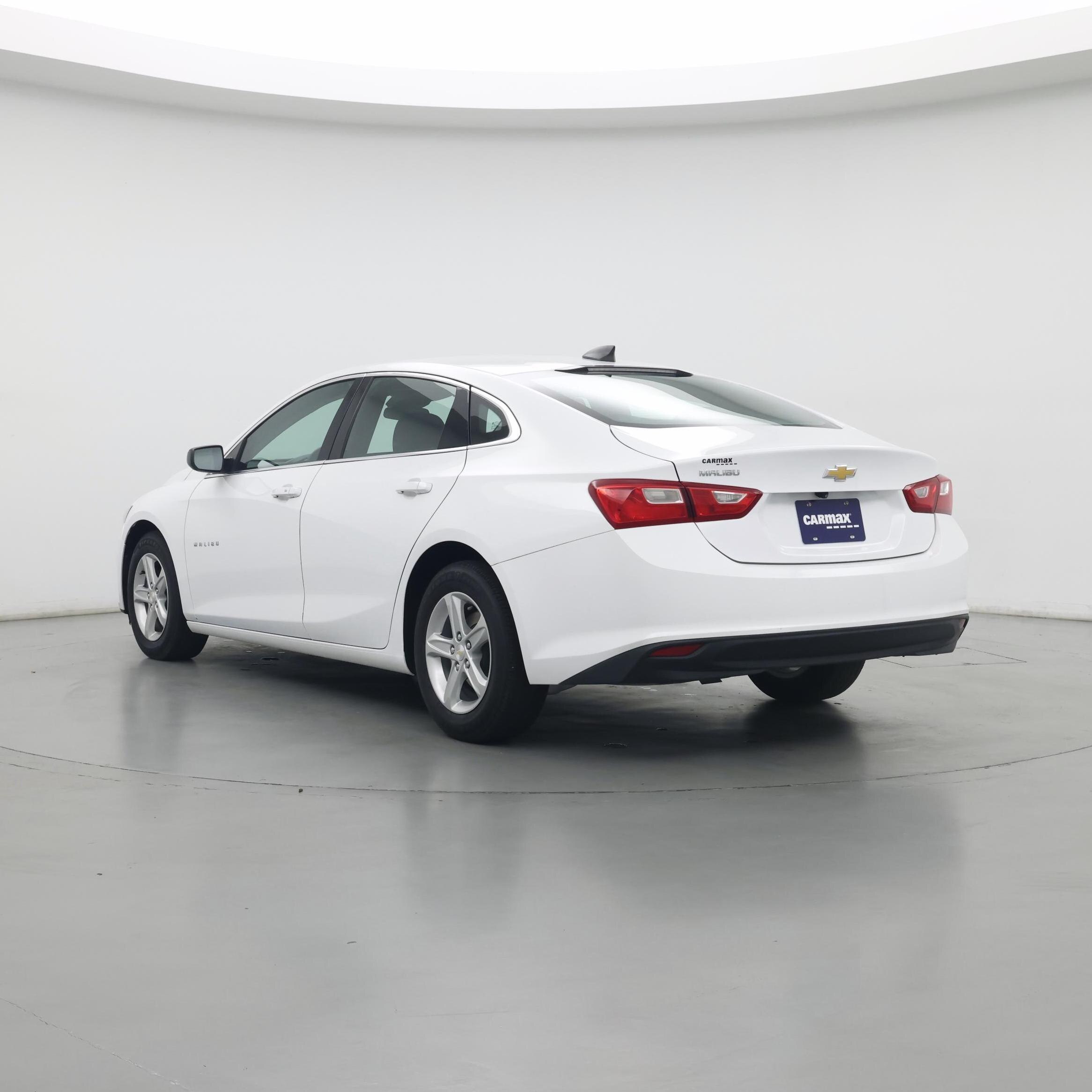 Thumbnail: 2023 Chevrolet Malibu - 2