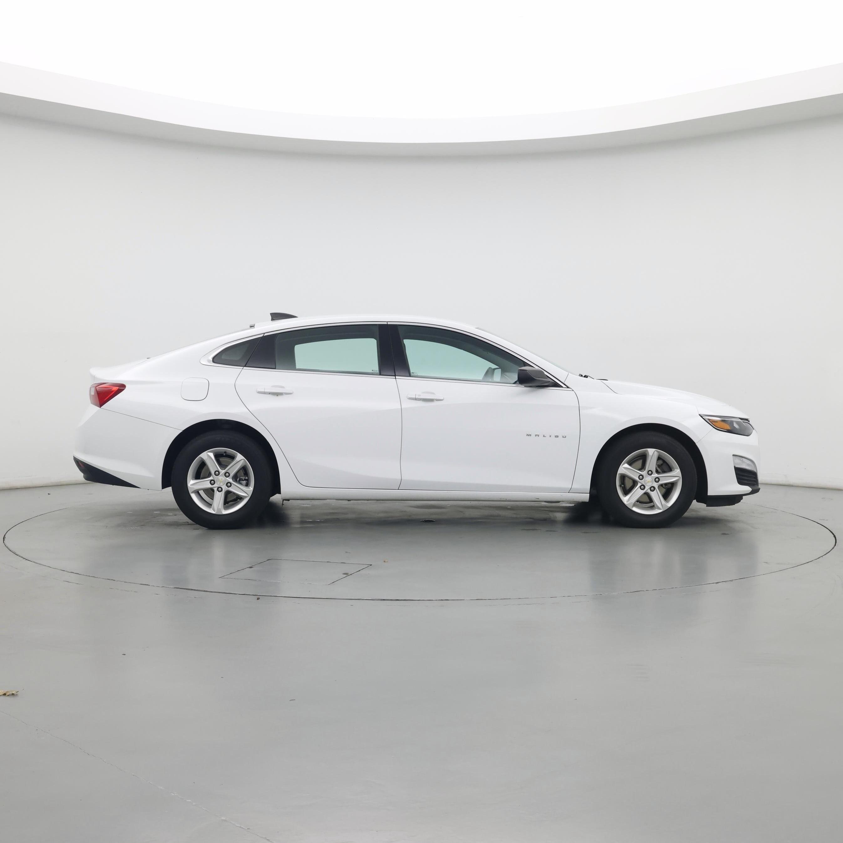 Thumbnail: 2023 Chevrolet Malibu - 7
