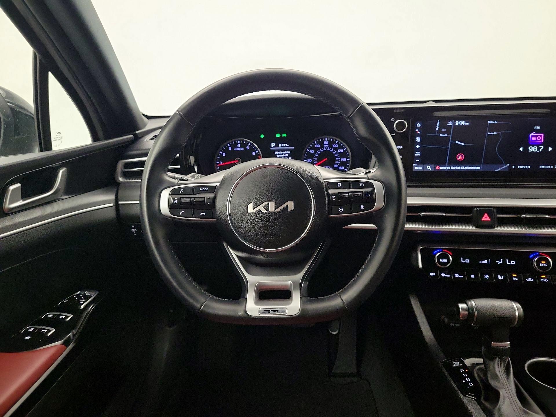 Thumbnail: 2023 Kia K5 - 10