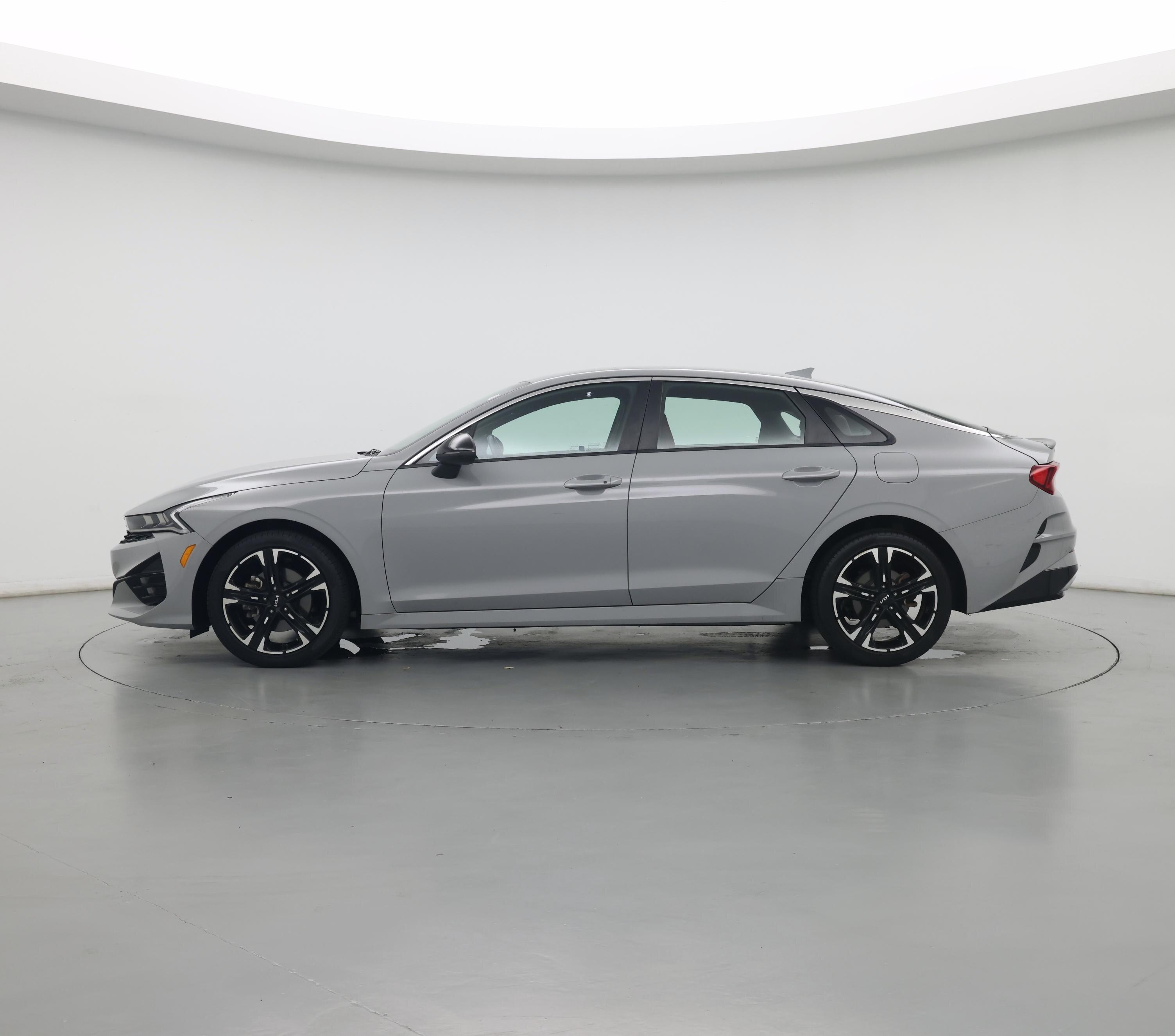 Thumbnail: 2023 Kia K5 - 3