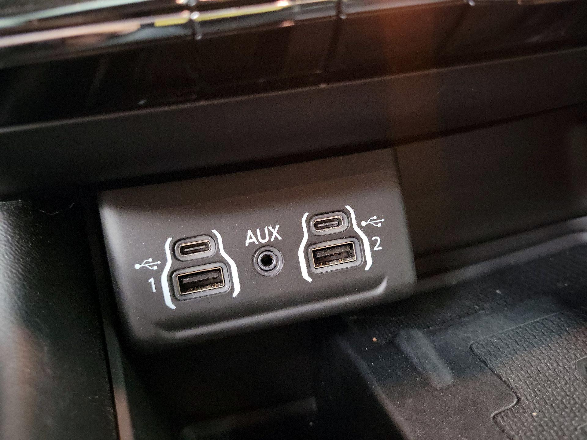 Thumbnail: 2021 Dodge Durango - 19