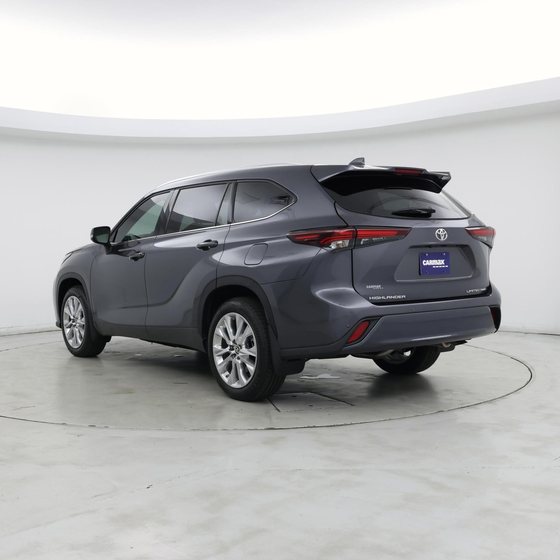 Thumbnail: 2024 Toyota Highlander - 2