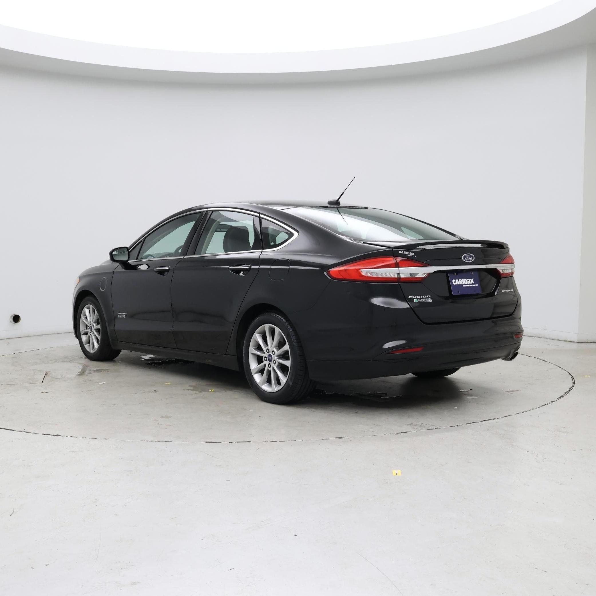 Thumbnail: 2017 Ford Fusion - 2