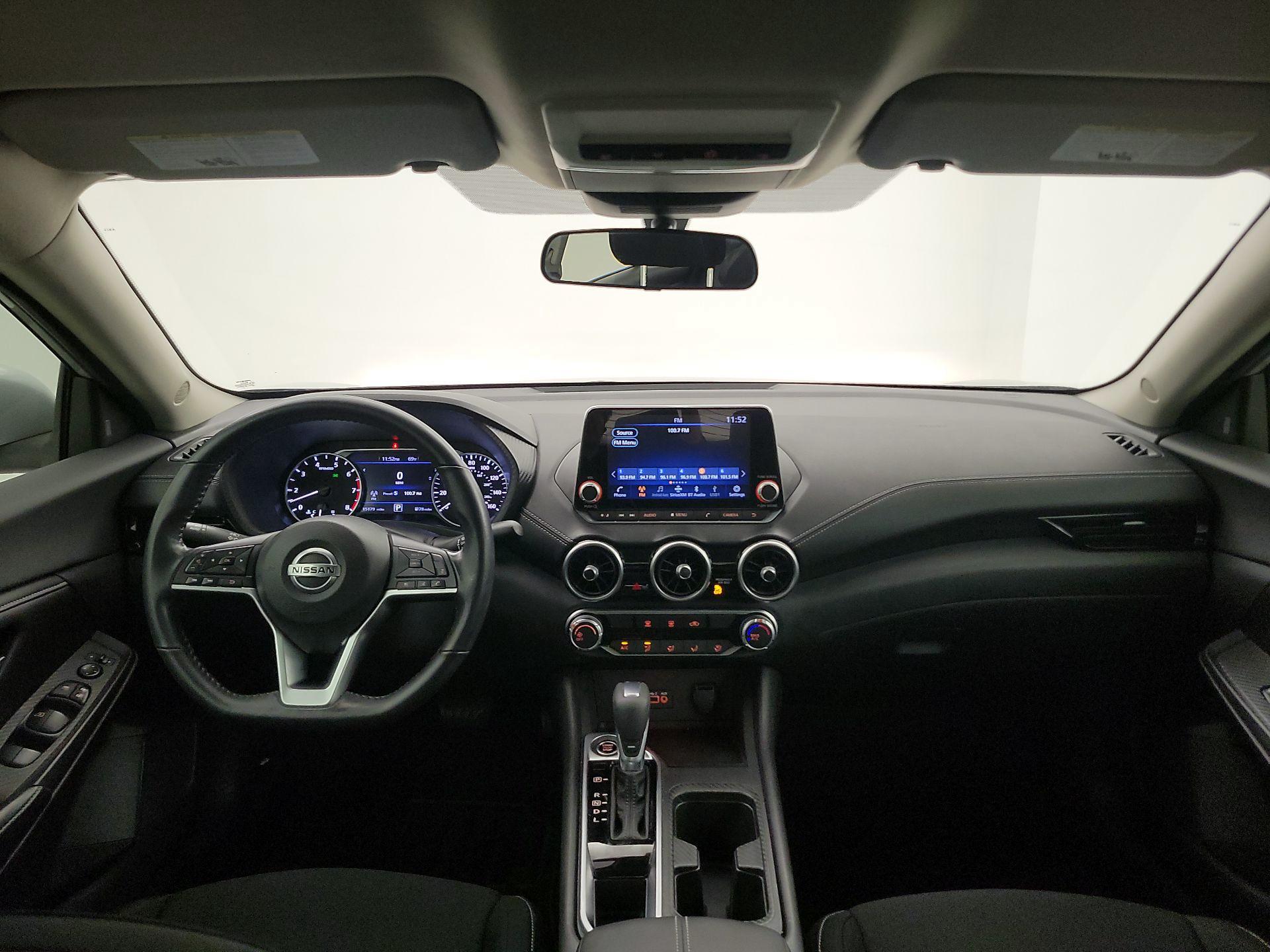 Thumbnail: 2022 Nissan Sentra - 9