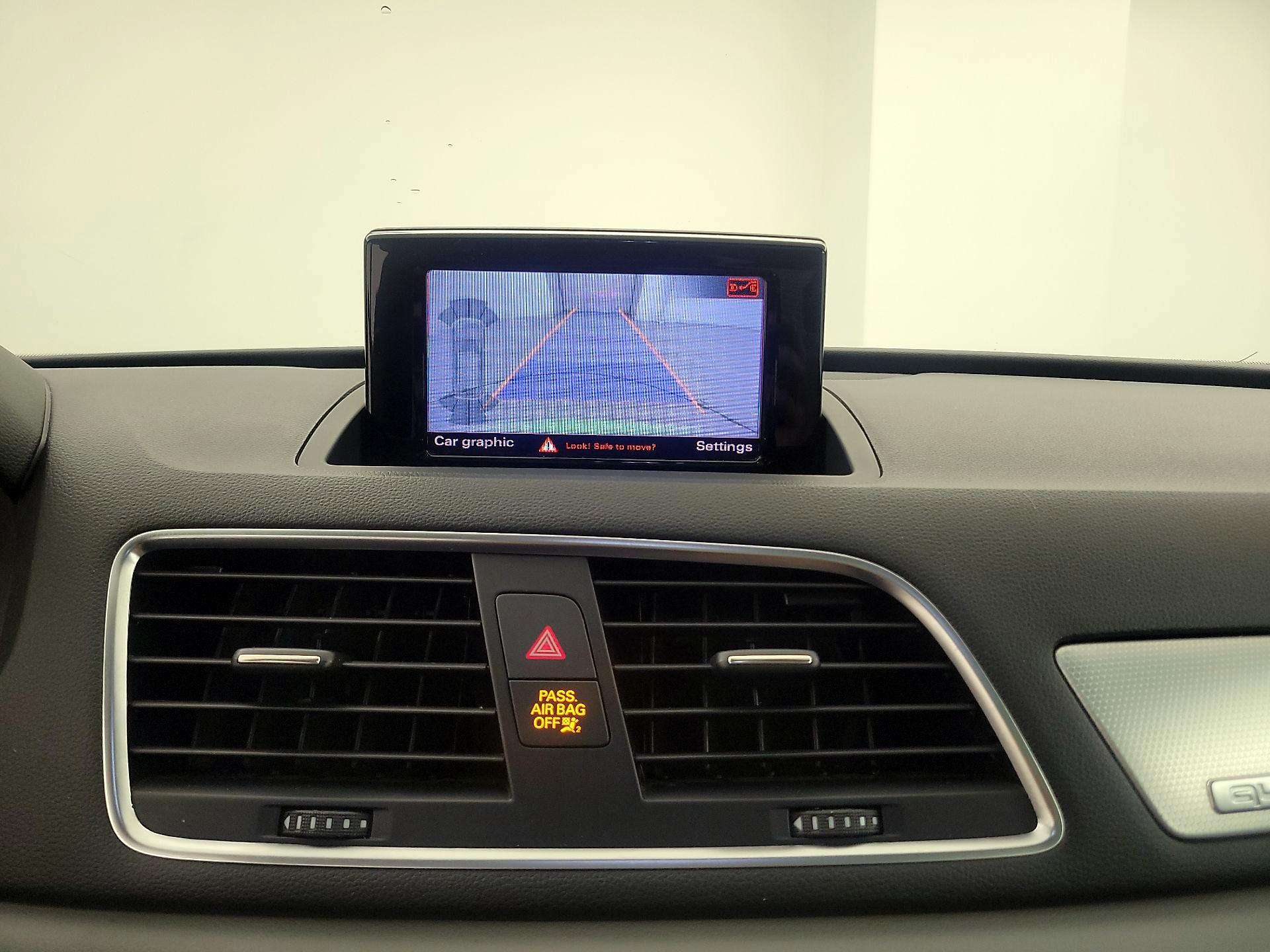 Thumbnail: 2015 Audi Q3 - 14