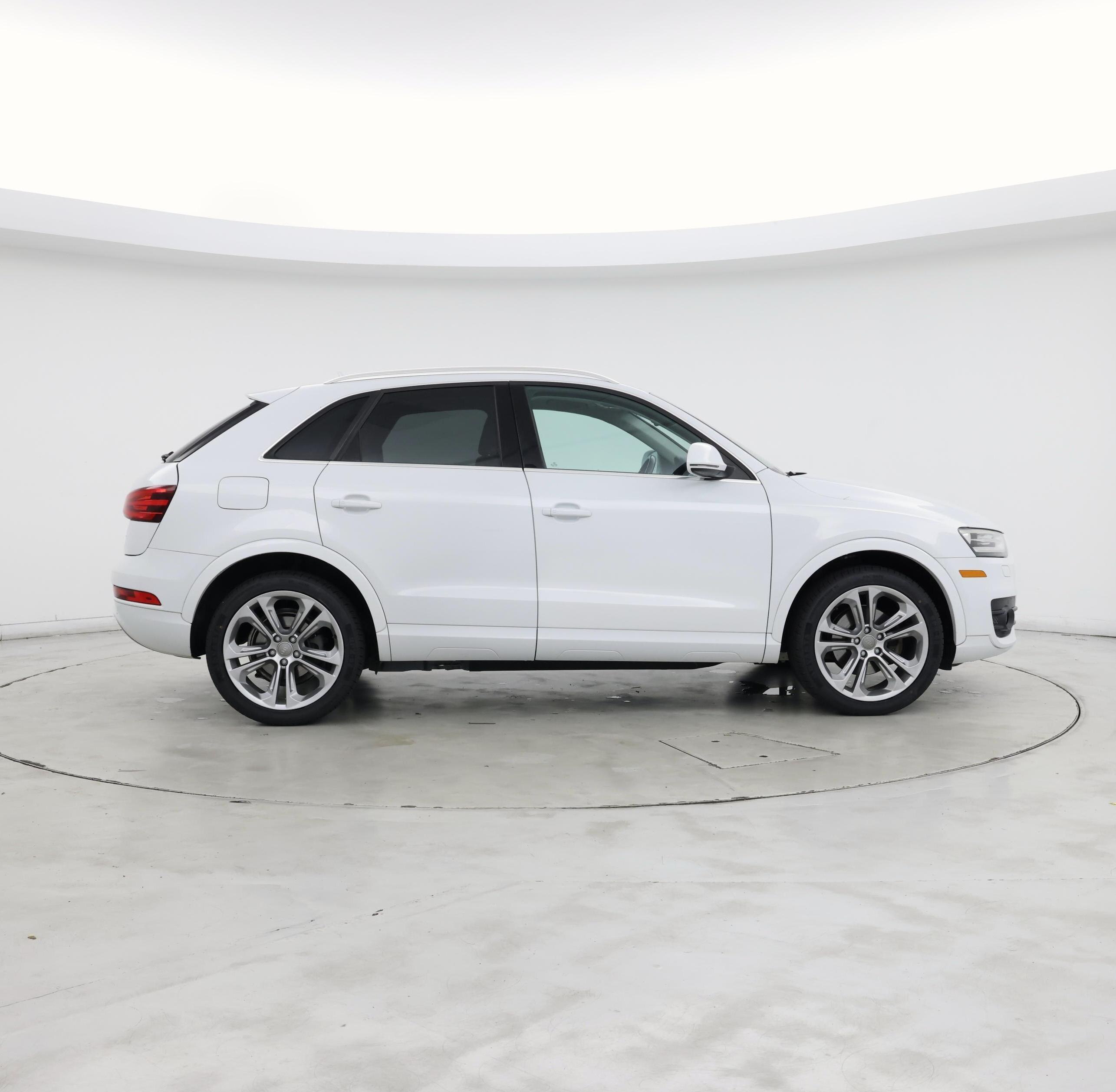 Thumbnail: 2015 Audi Q3 - 7