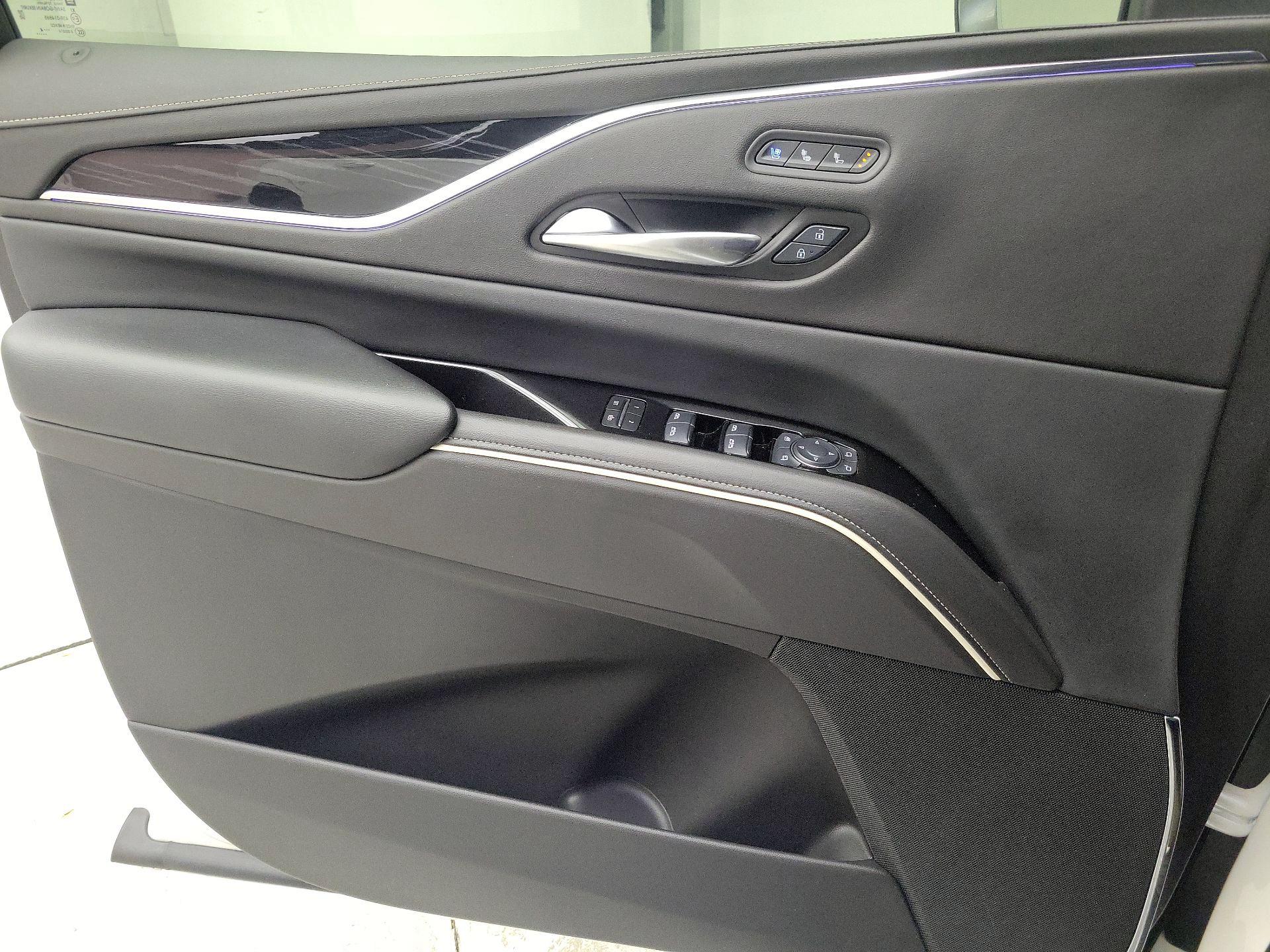 Thumbnail: 2024 Cadillac Escalade - 12