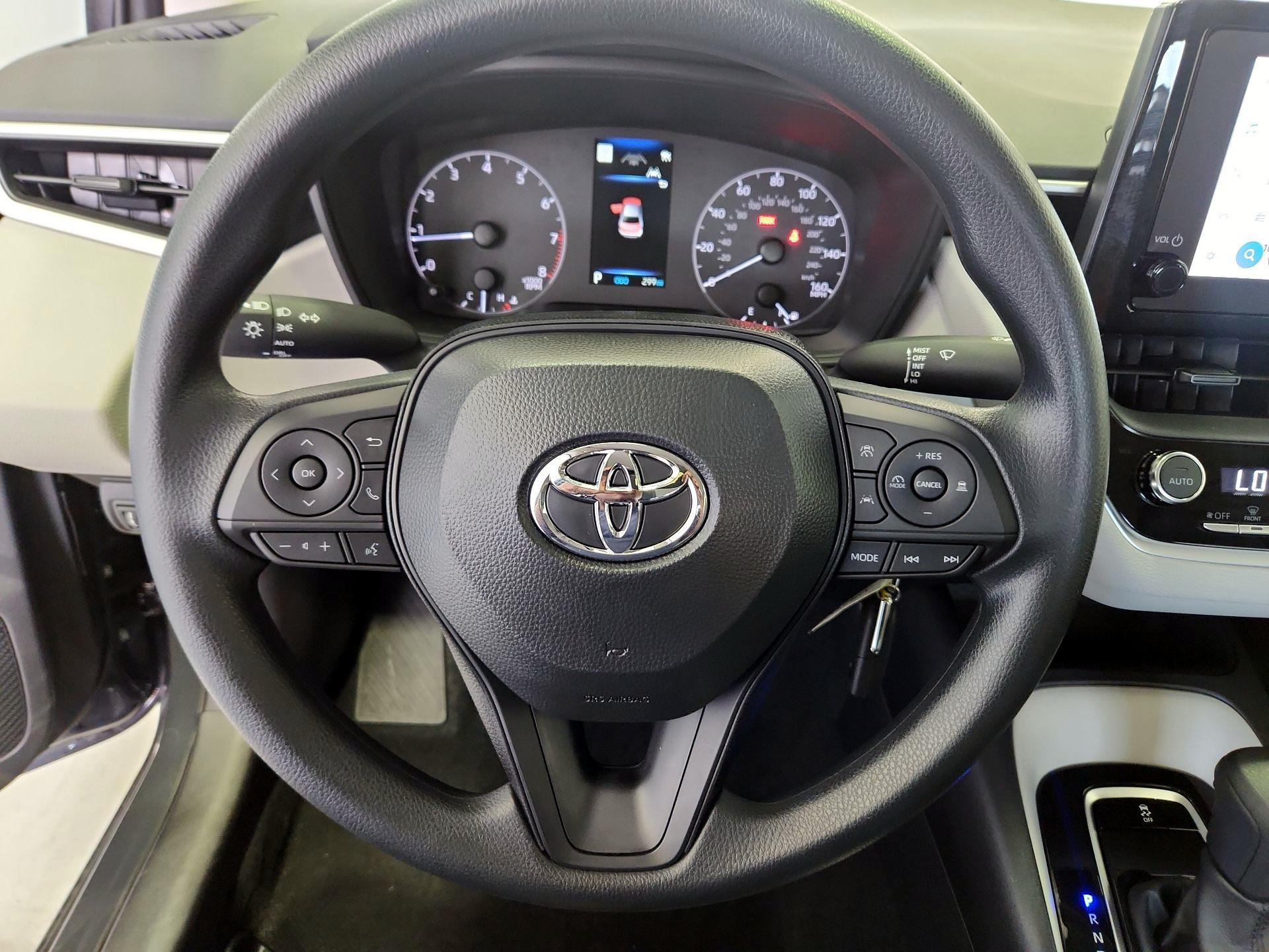 Thumbnail: 2025 Toyota Corolla - 10