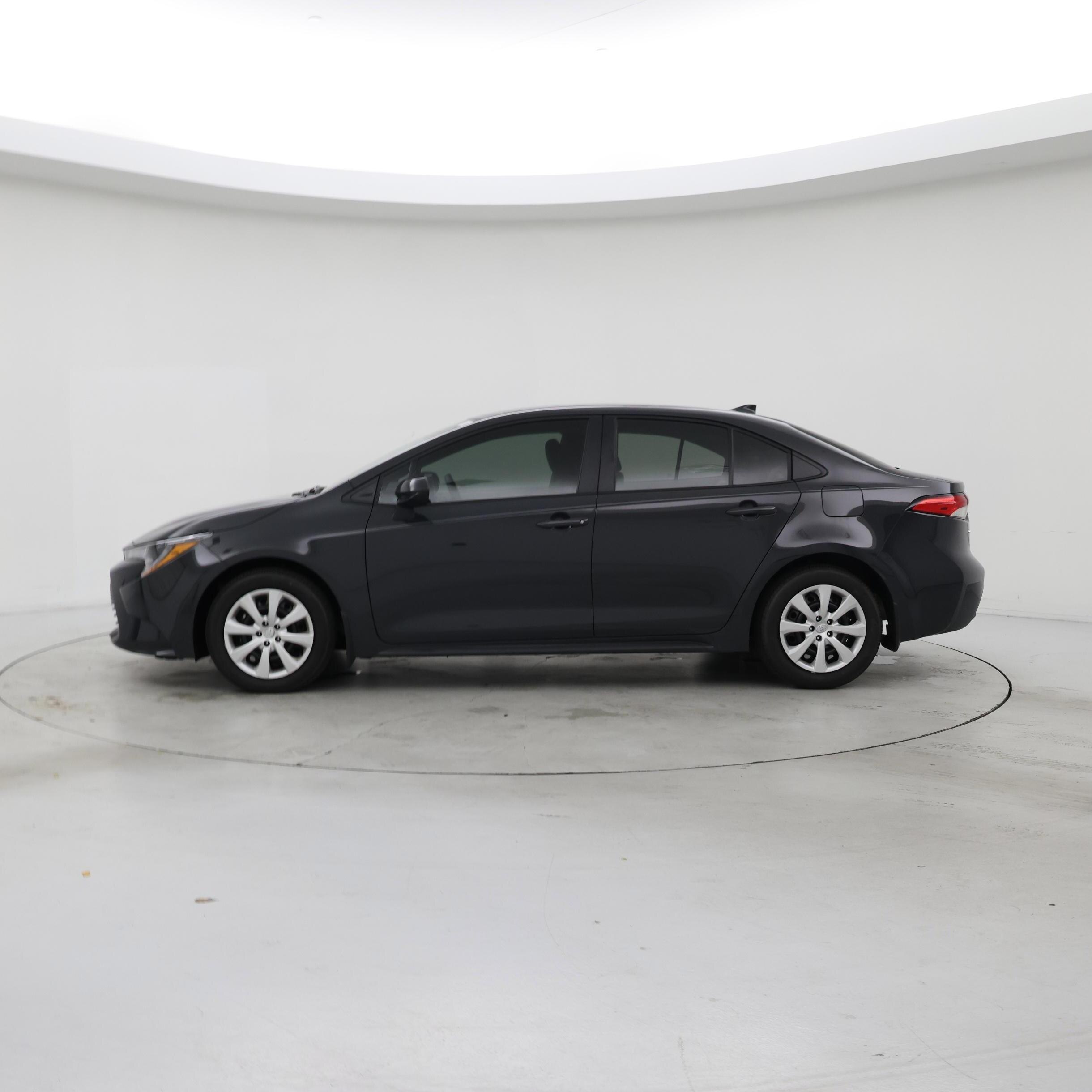 Thumbnail: 2025 Toyota Corolla - 3
