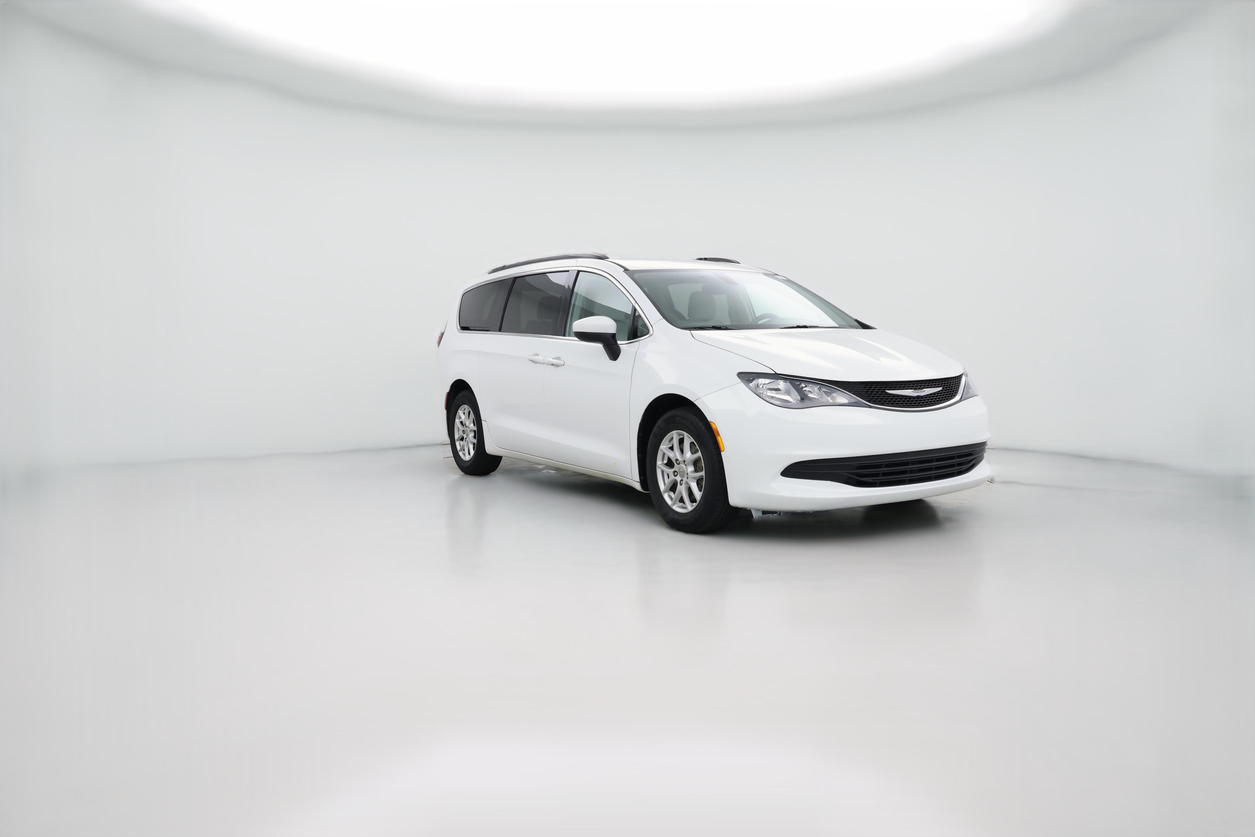 Thumbnail: 2017 Chrysler Pacifica - 1