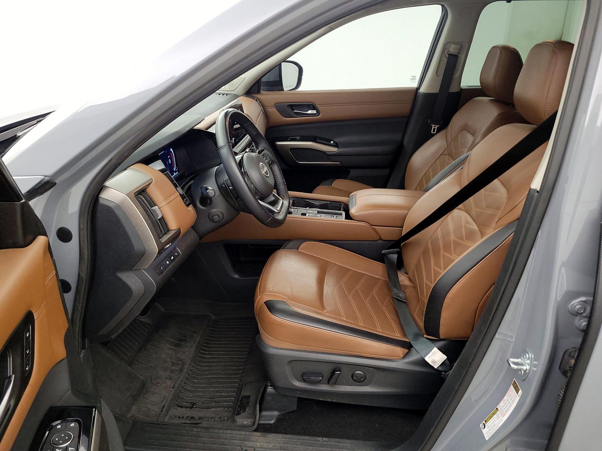 Thumbnail: 2024 Nissan Pathfinder - 11