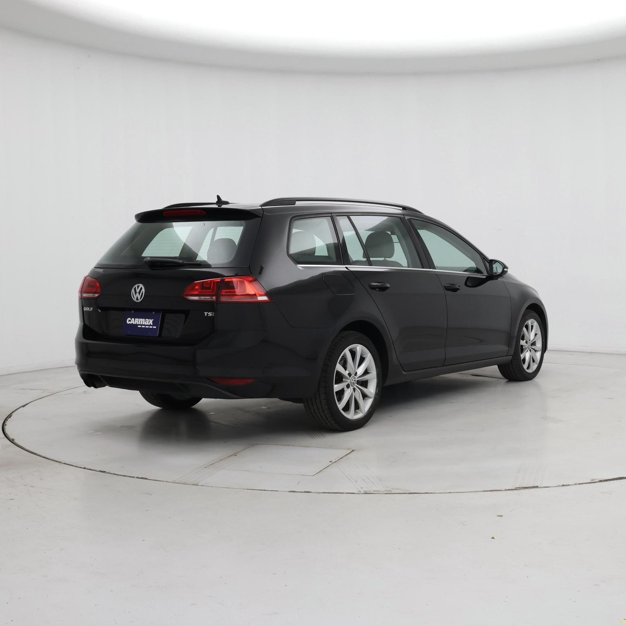 Thumbnail: 2015 Volkswagen Golf - 8