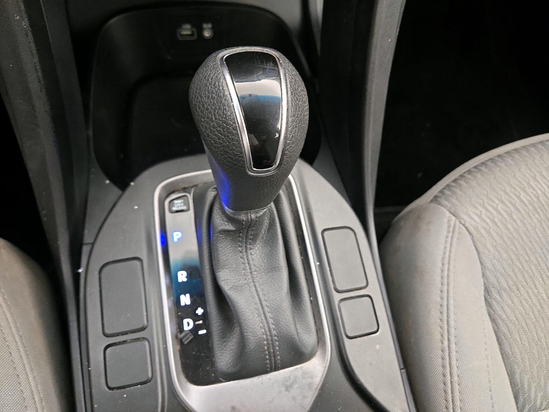 Thumbnail: 2017 Hyundai Santa Fe - 17