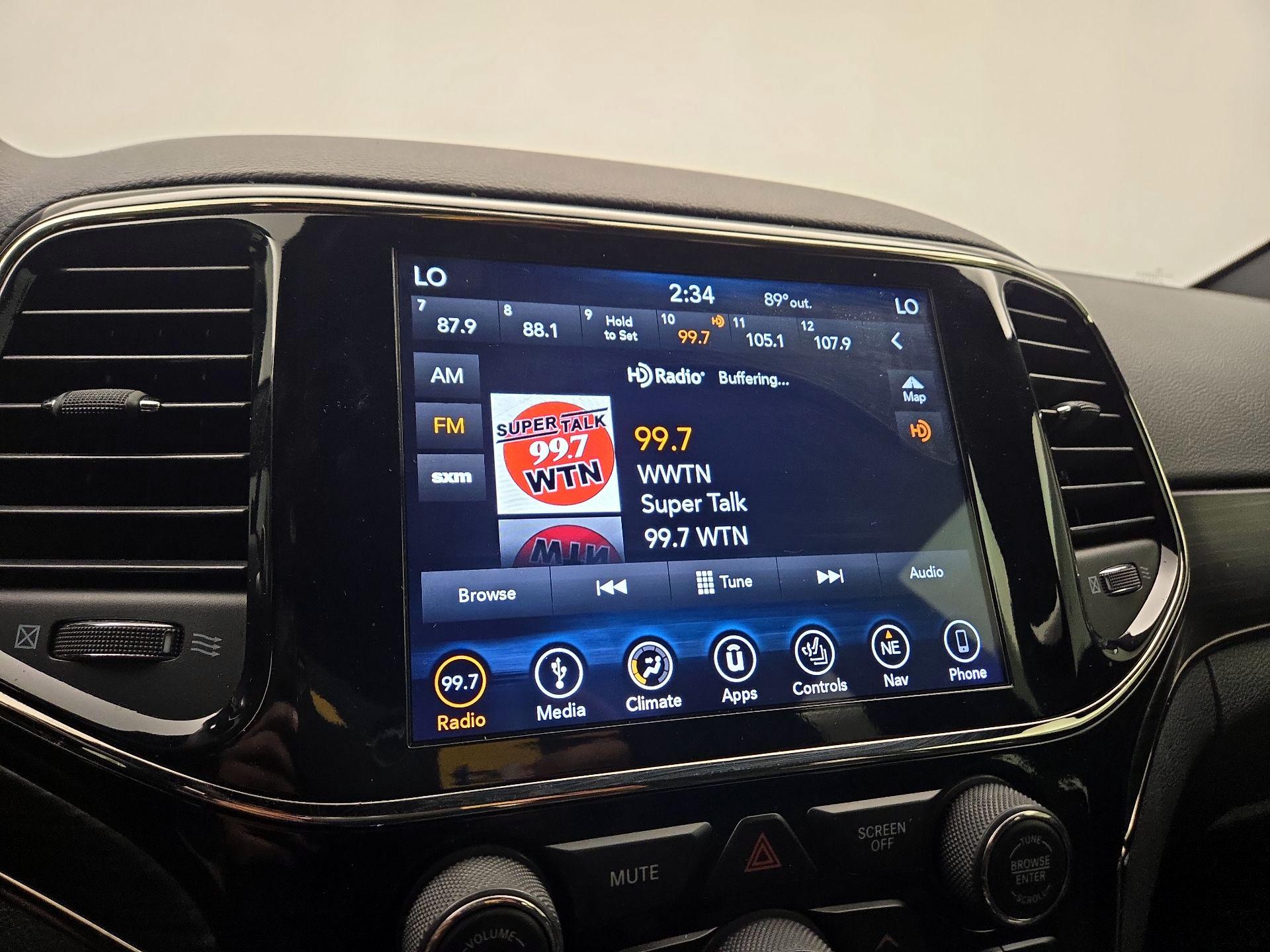 Thumbnail: 2019 Jeep Grand Cherokee - 16