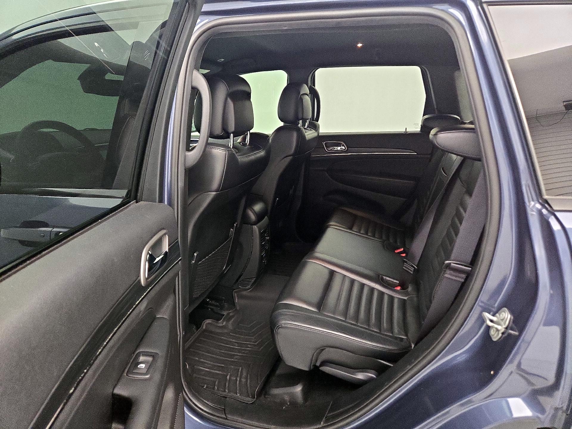 Thumbnail: 2019 Jeep Grand Cherokee - 20