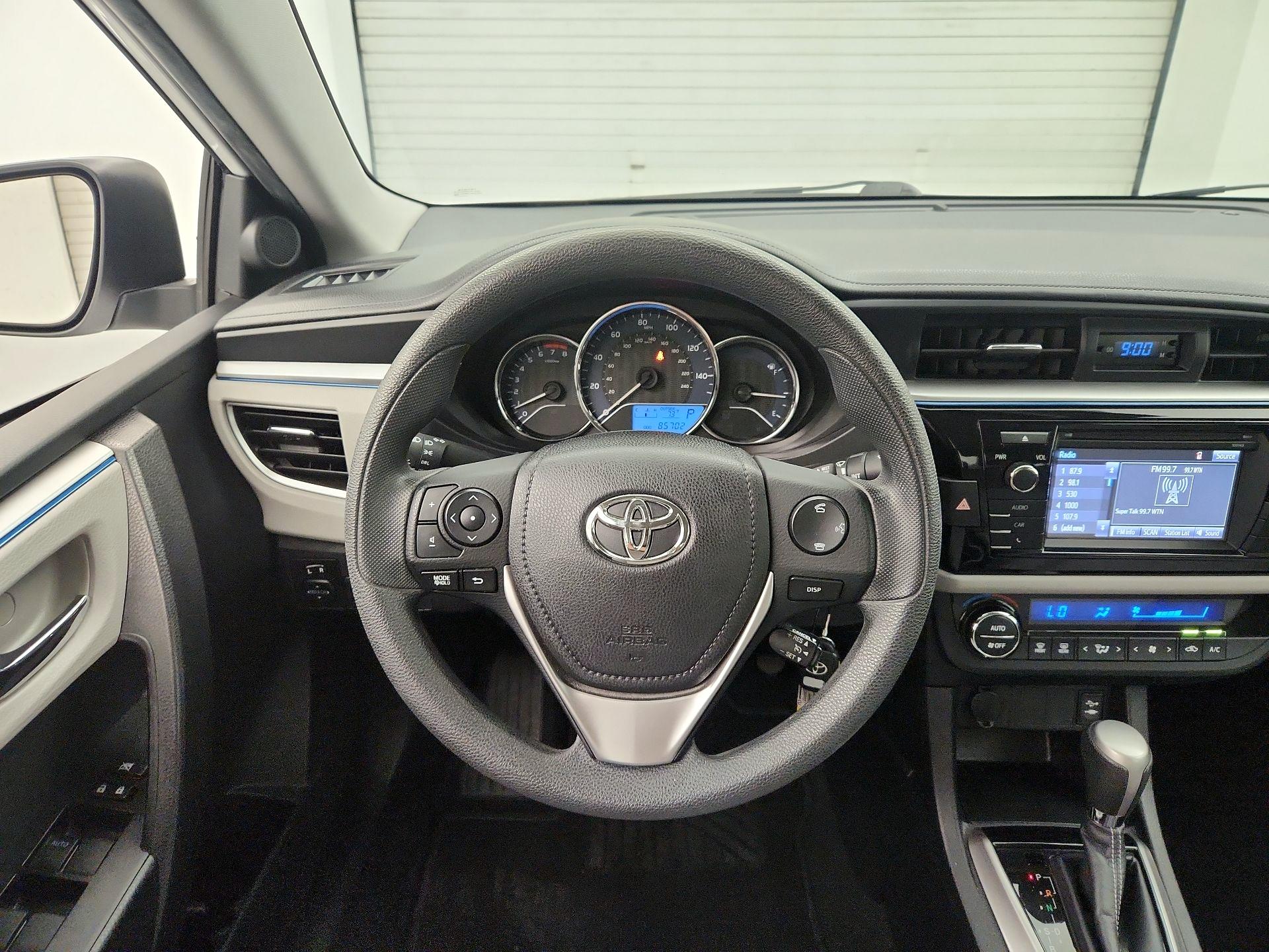Thumbnail: 2015 Toyota Corolla - 10